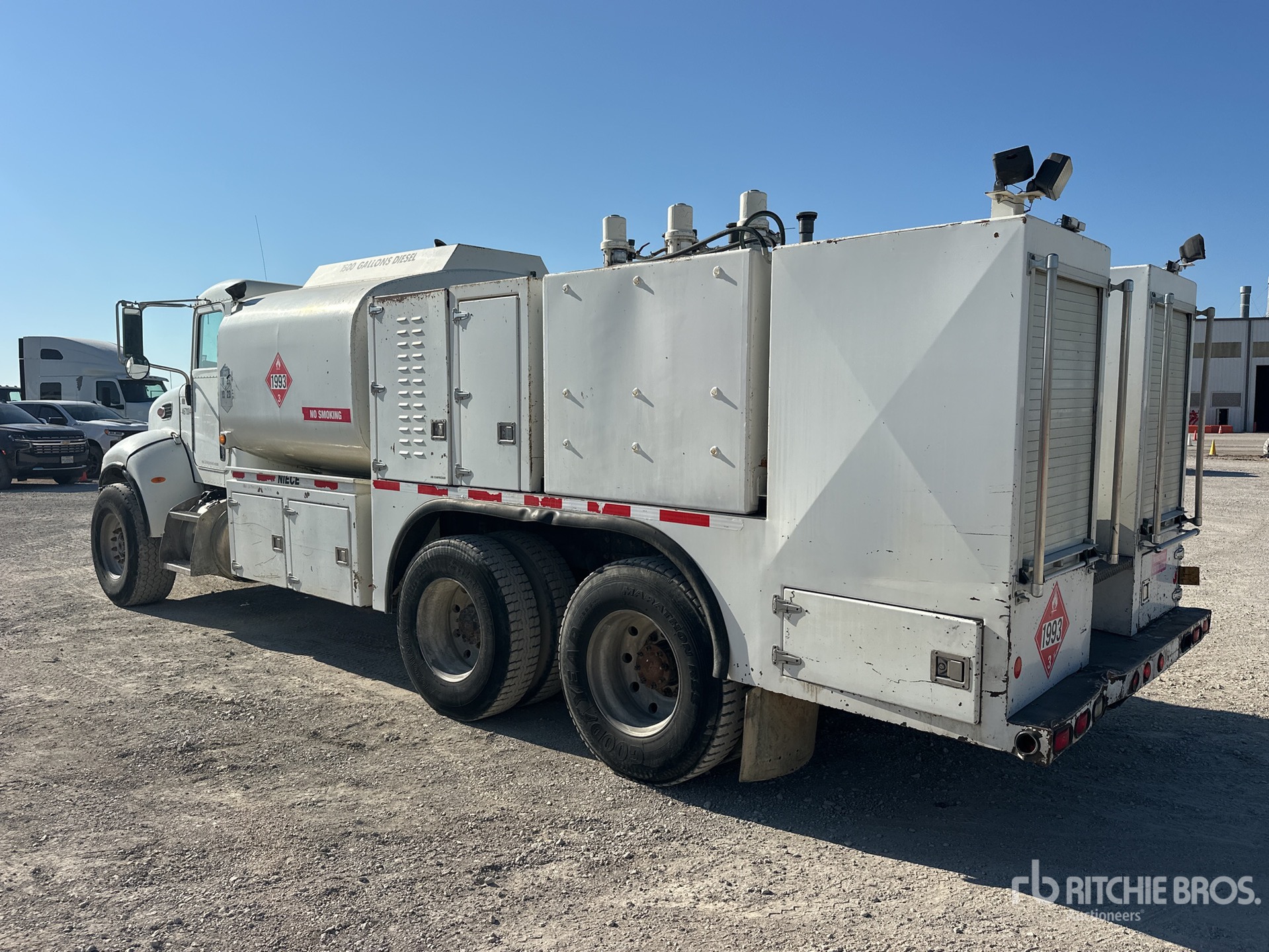 2008 Peterbilt 340