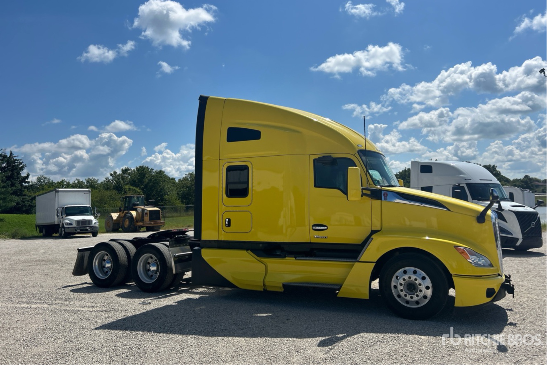 2023 Kenworth T680