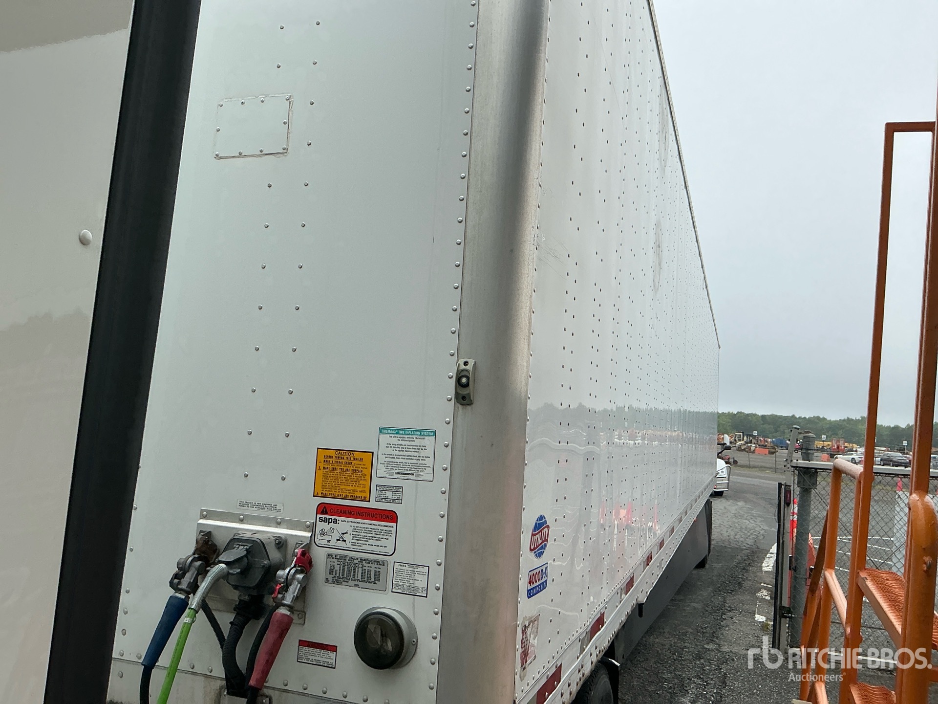 2020 Utility 53 ft x 102 in T/A
