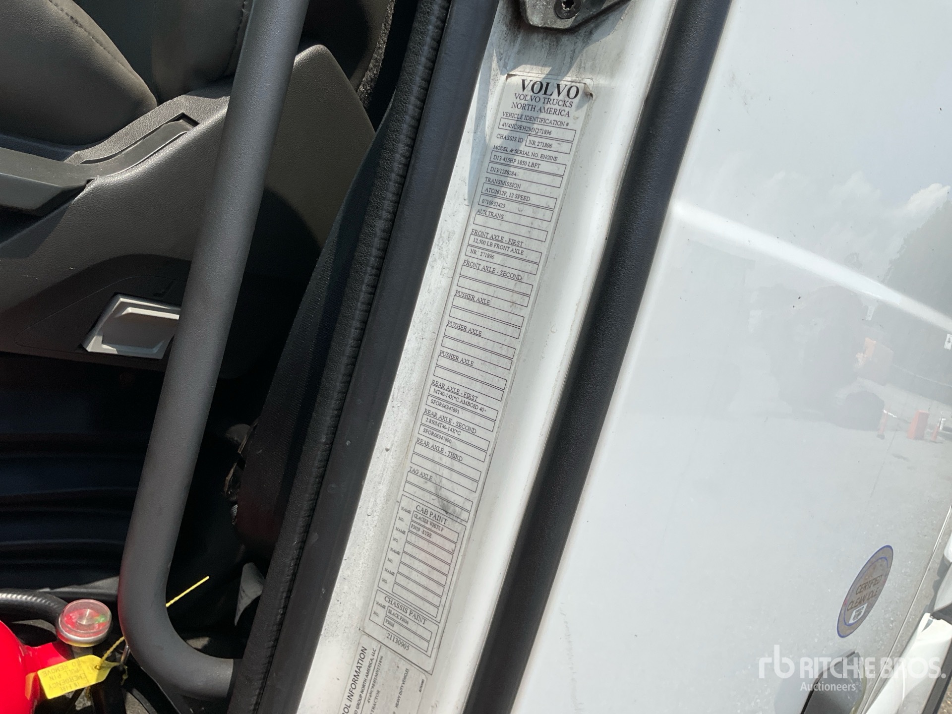 2021 Volvo VNL
