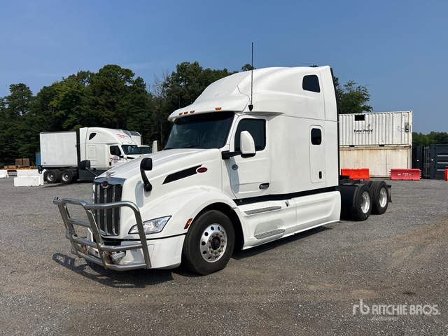 2022 Peterbilt 579 6x4 T/a Sleeper Truck Tractor