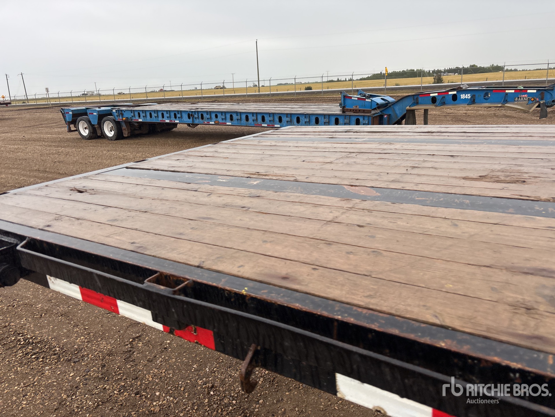 2008 Doepker 49 ft Tri/A