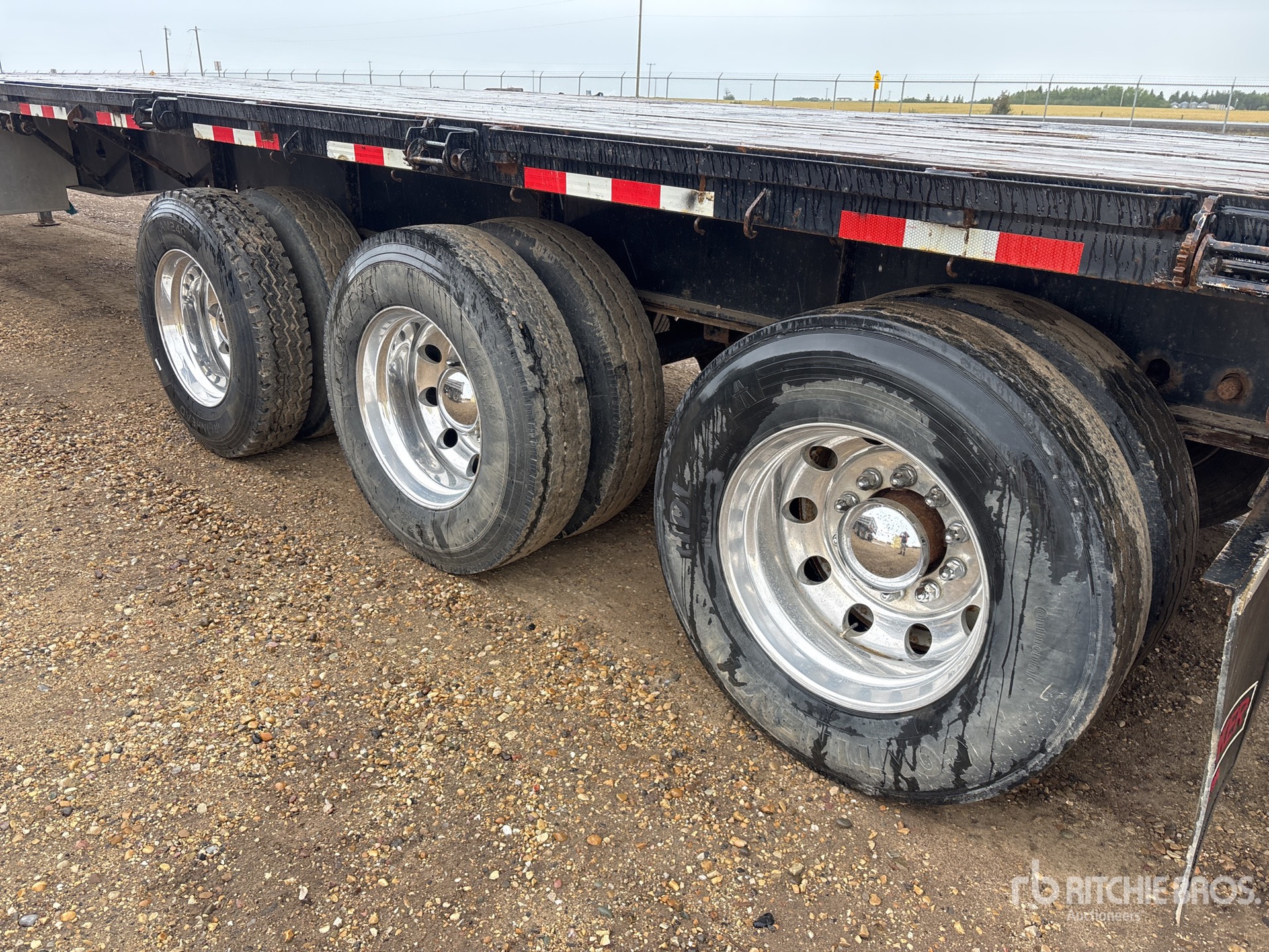 2008 Doepker 49 ft Tri/A