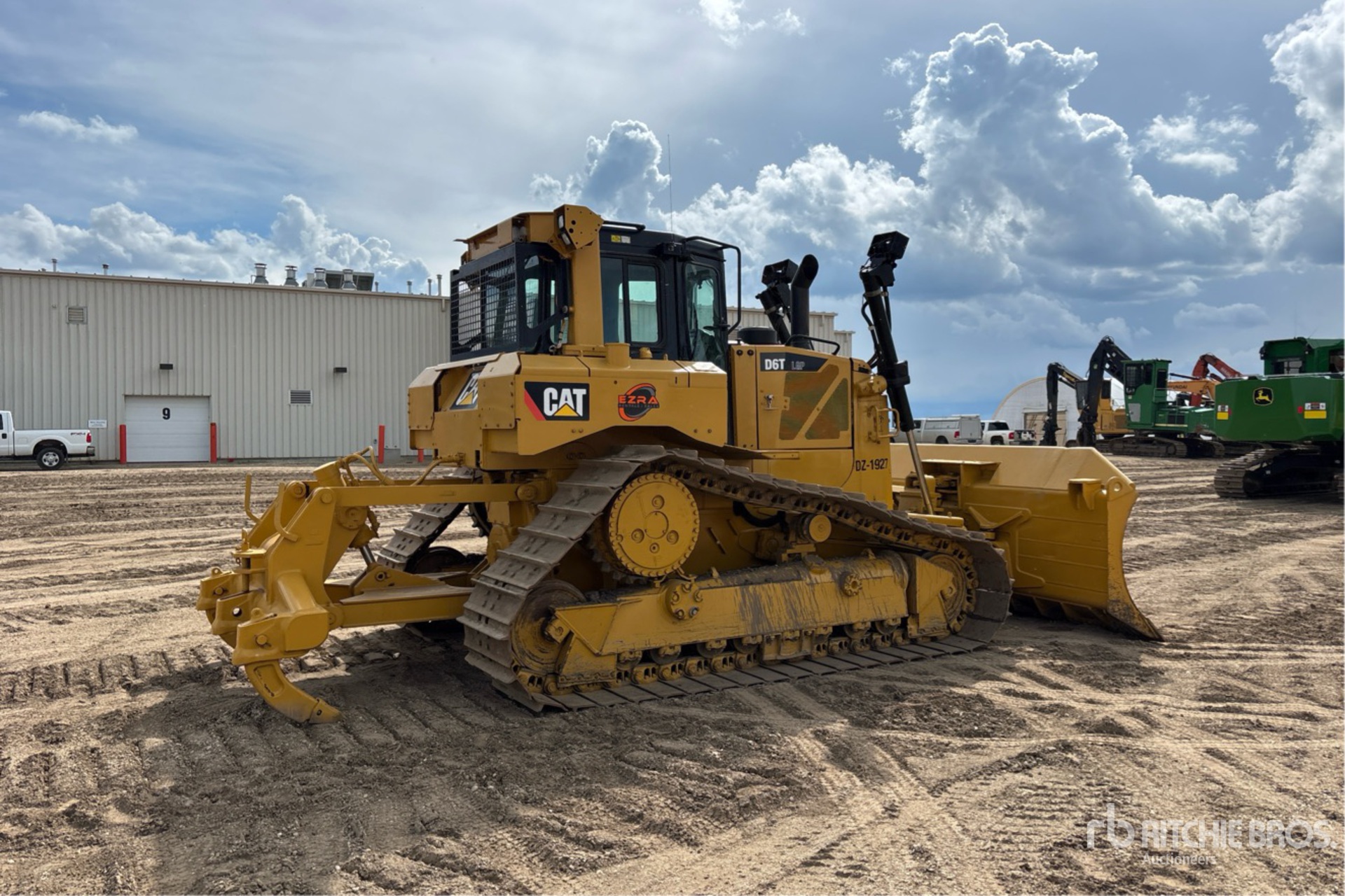 2014 Caterpillar D6T LGP
