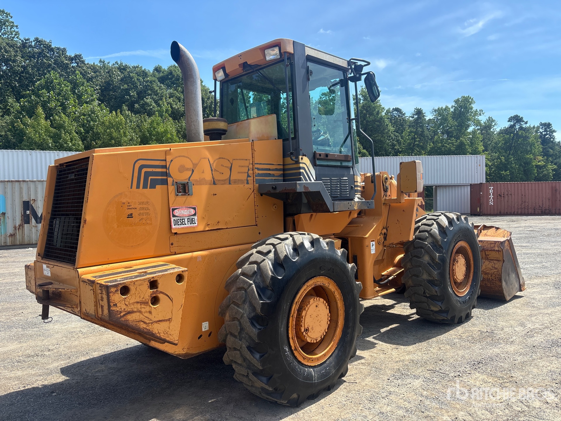 2000 Case 621C