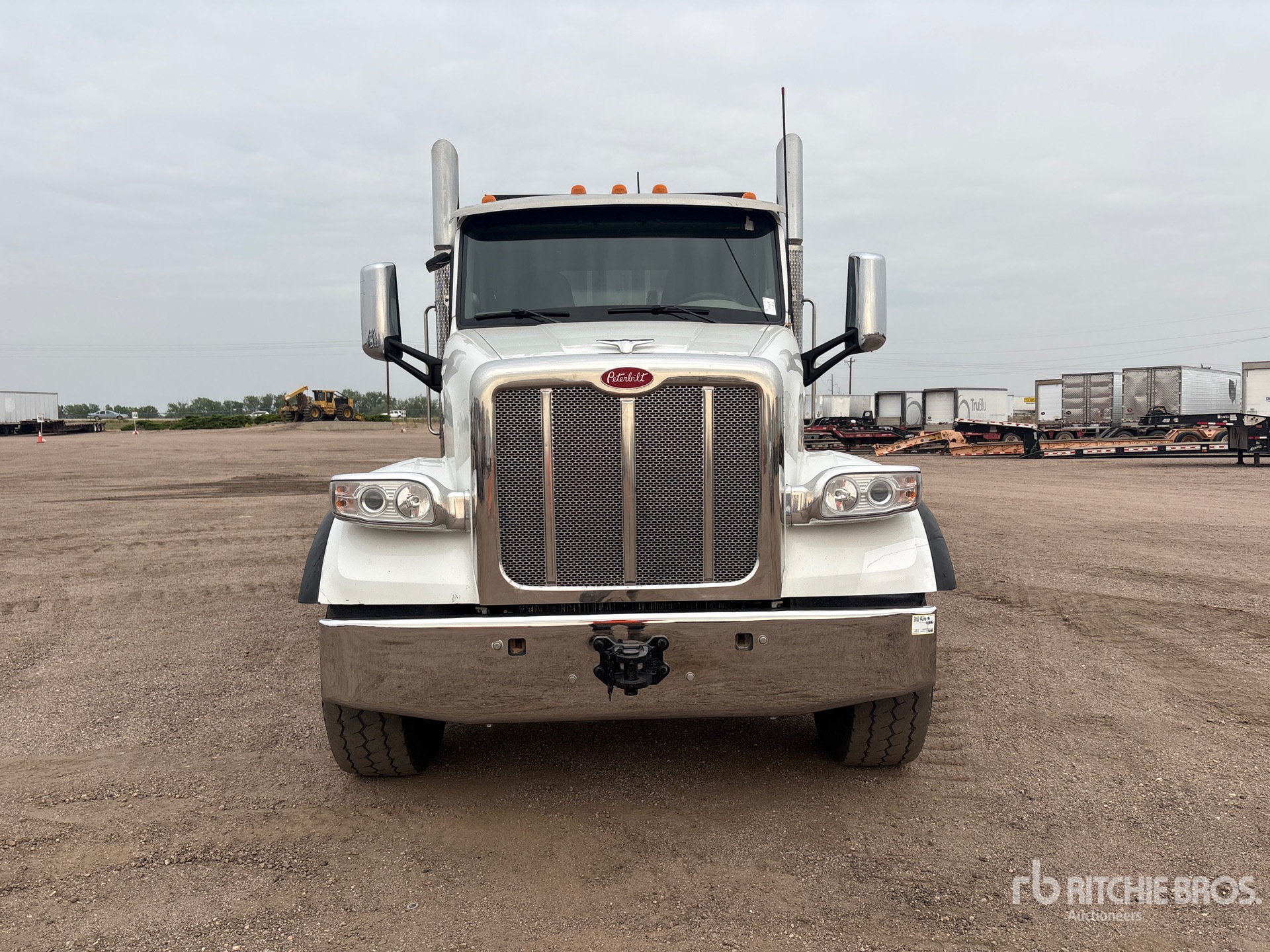 2020 Peterbilt 567