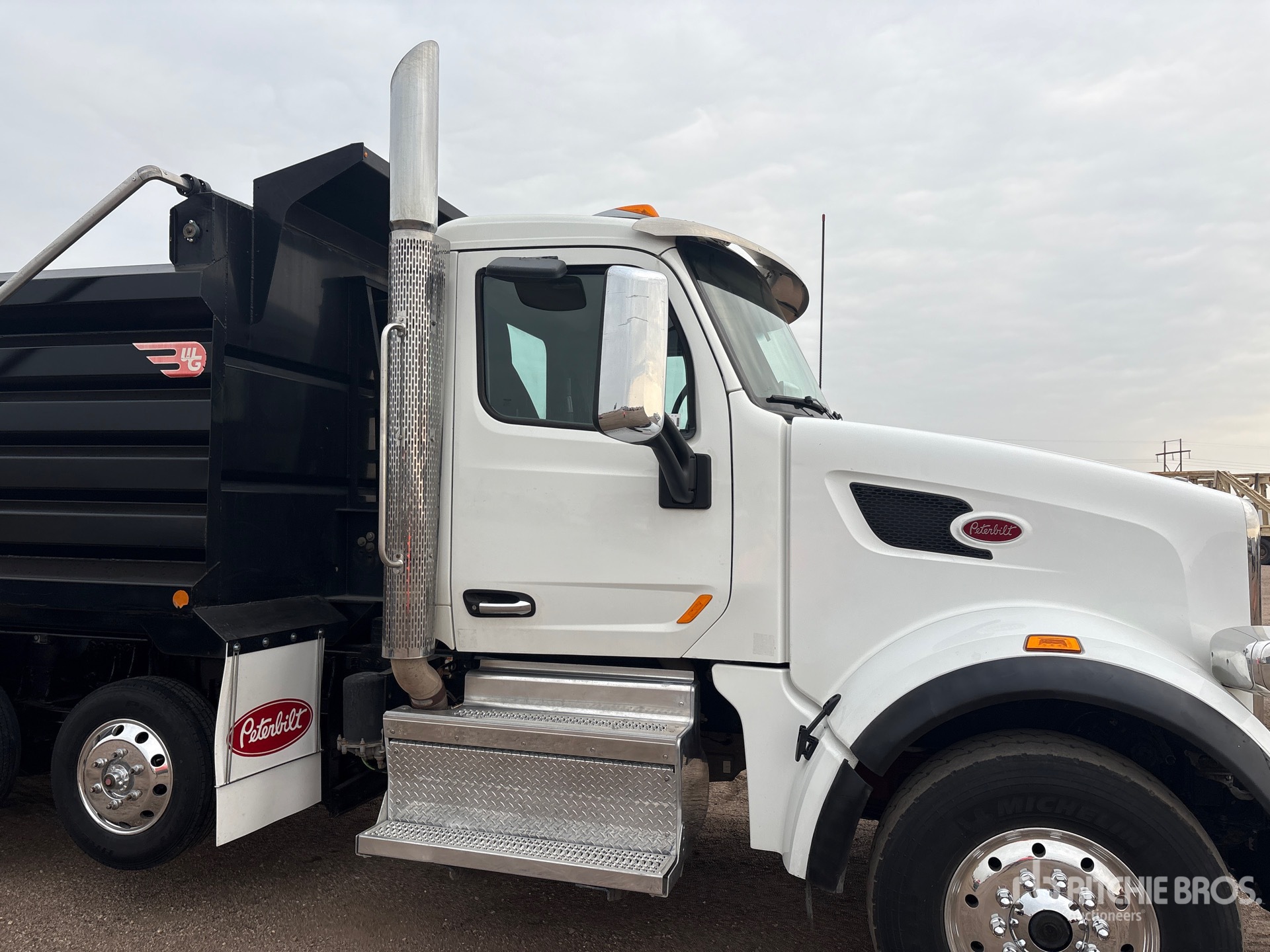 2020 Peterbilt 567