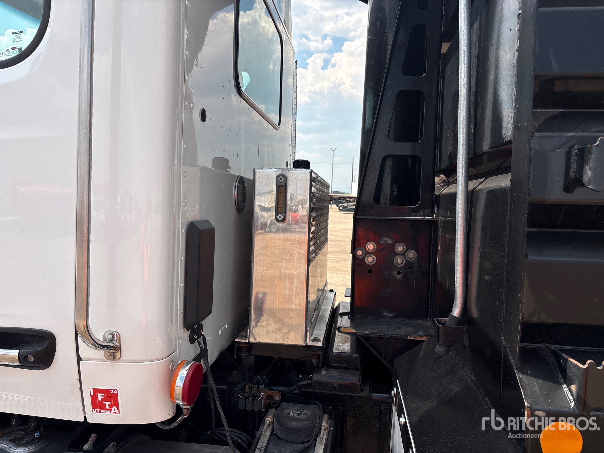 2020 Peterbilt 567