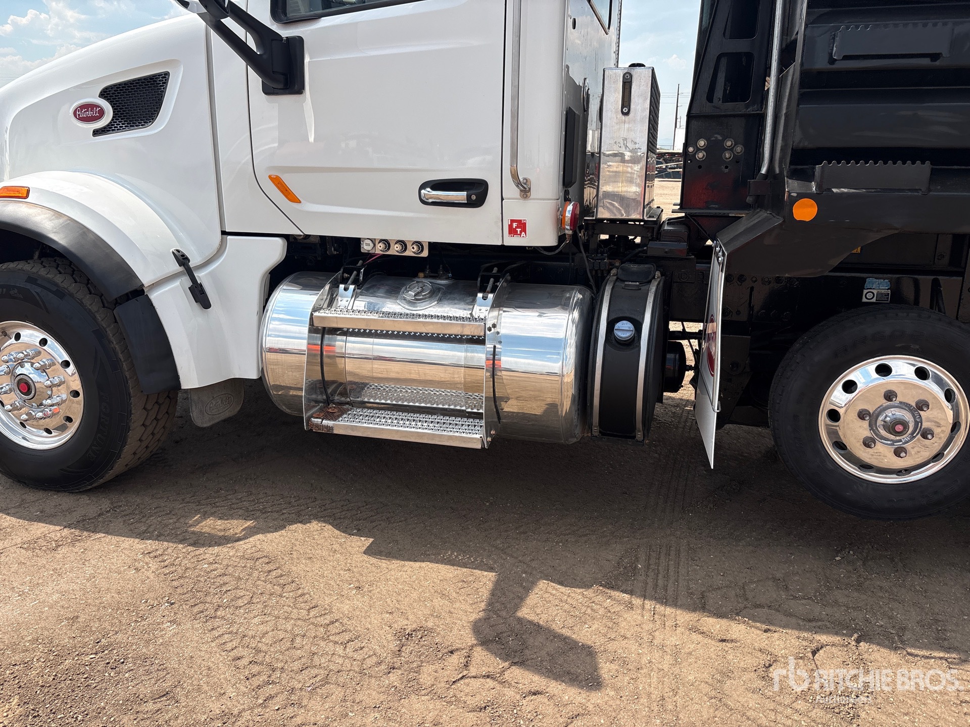 2020 Peterbilt 567