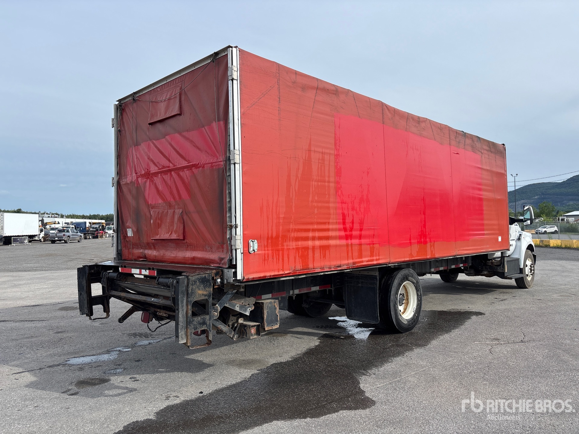 2016 Ford F-750