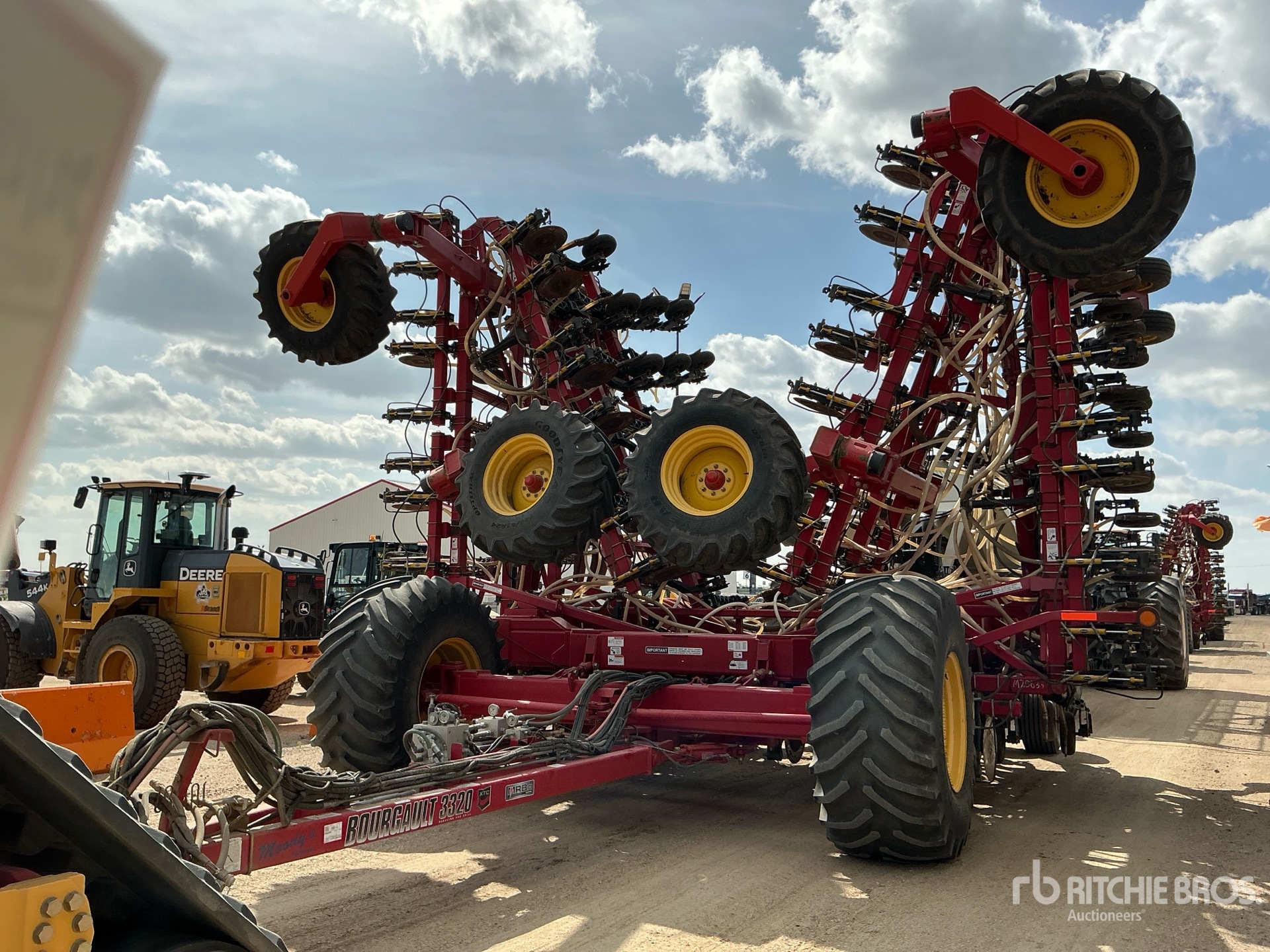 Photo of 2016 Bourgault 3320 XTC