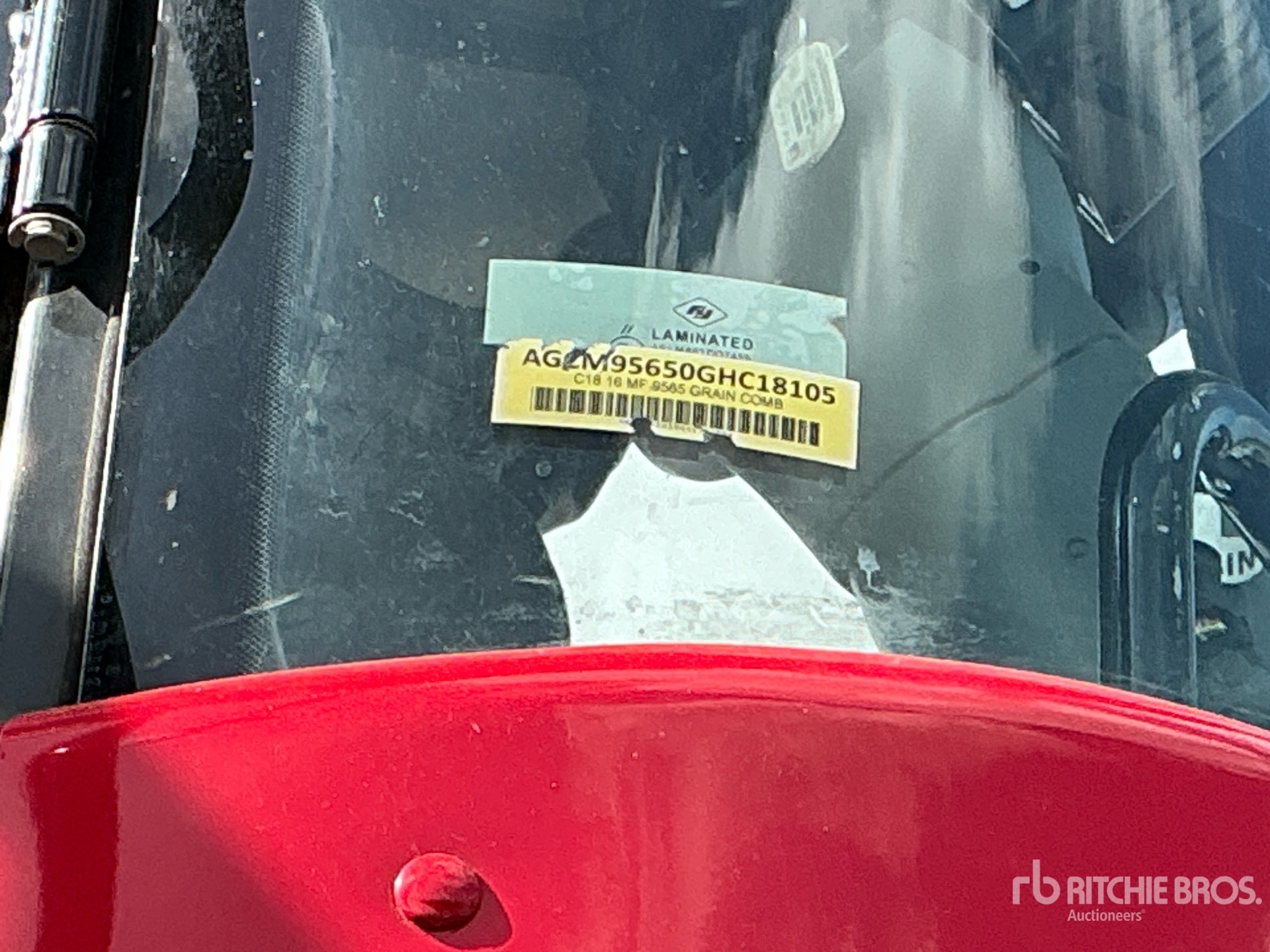 2016 Massey Ferguson 9565