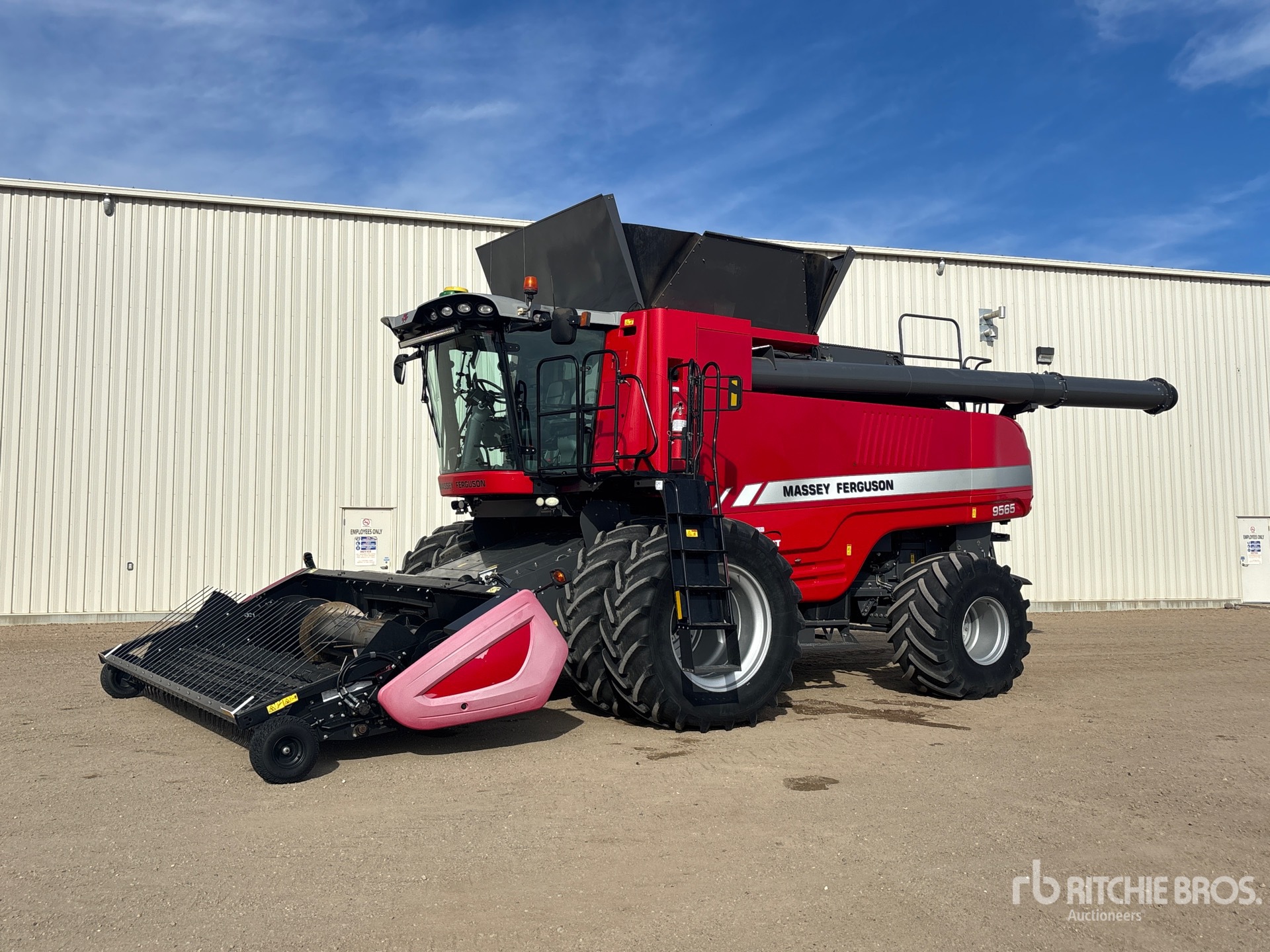 Photo of 2019 Massey Ferguson 9565