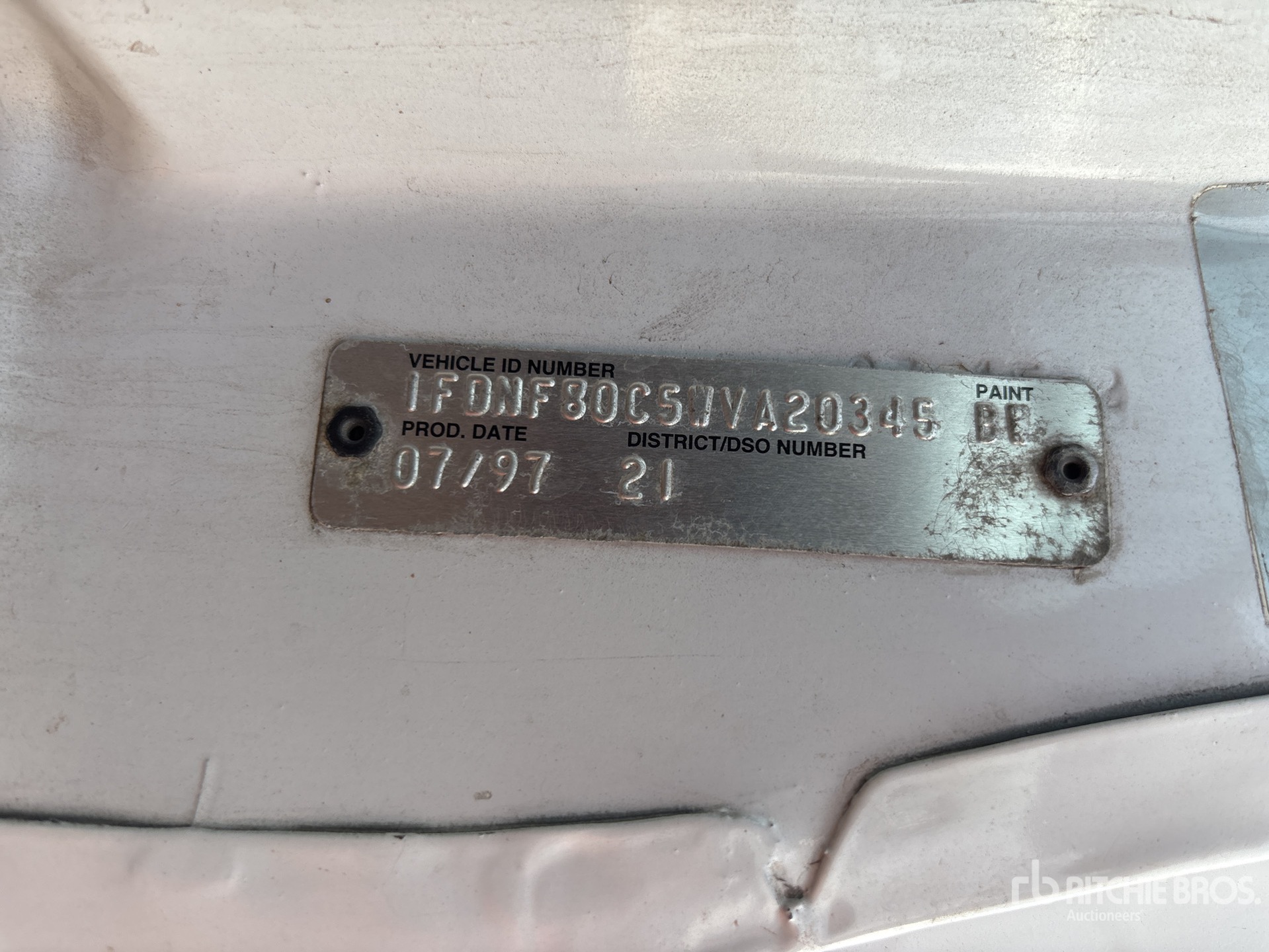 1998 Ford F800