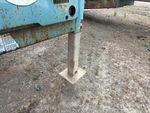 Carrier with Stabilizer Jacks