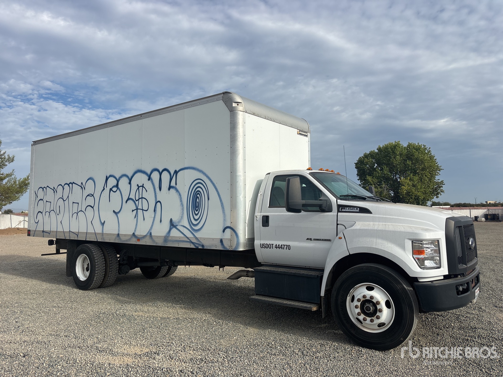 2018 Ford F-650
