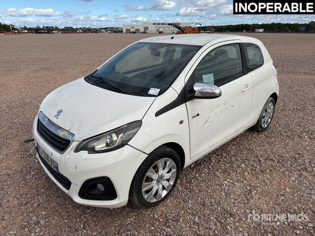 2017 Peugeot 18 Style Automobile