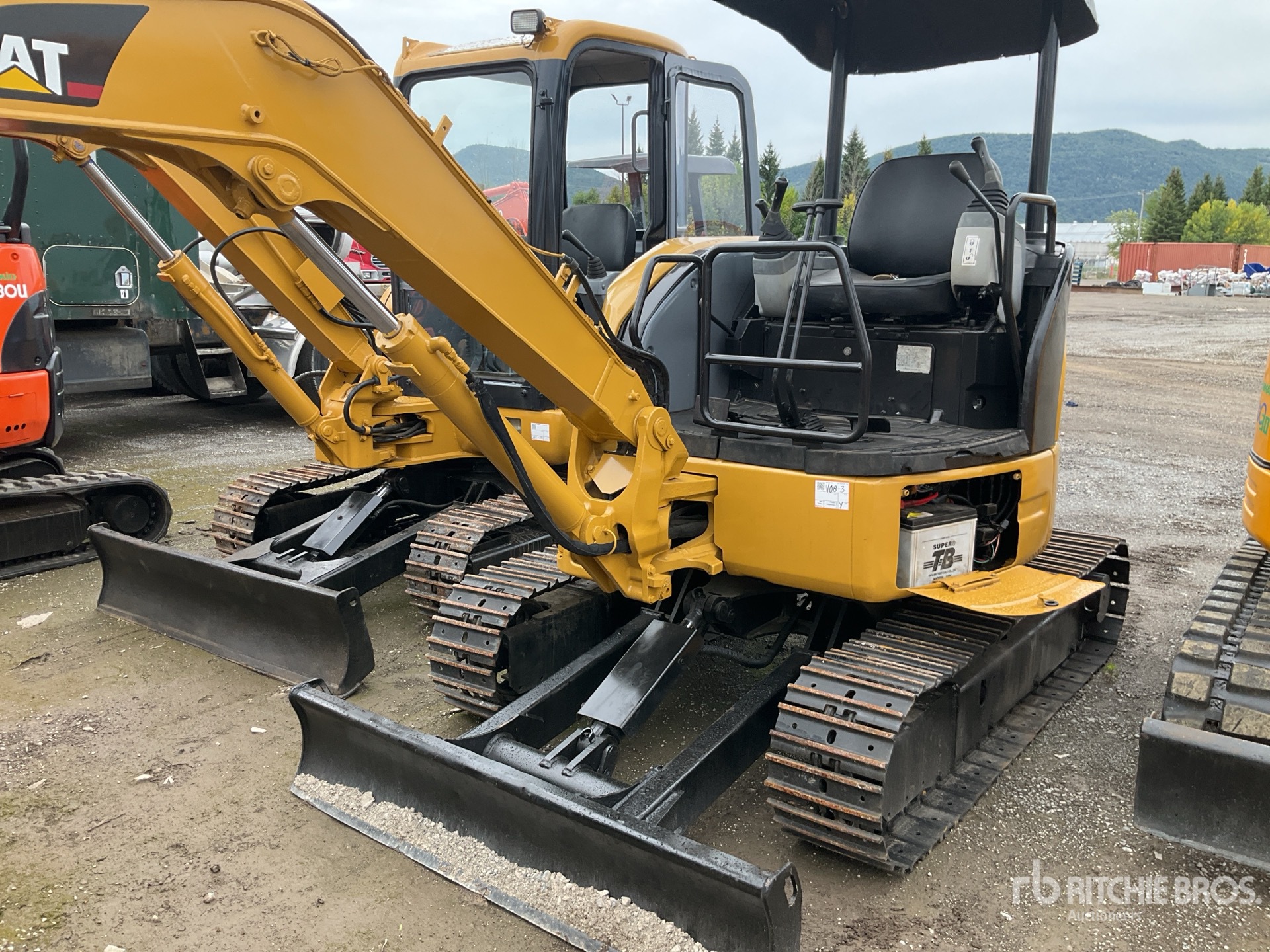 2012 Caterpillar 303C CR