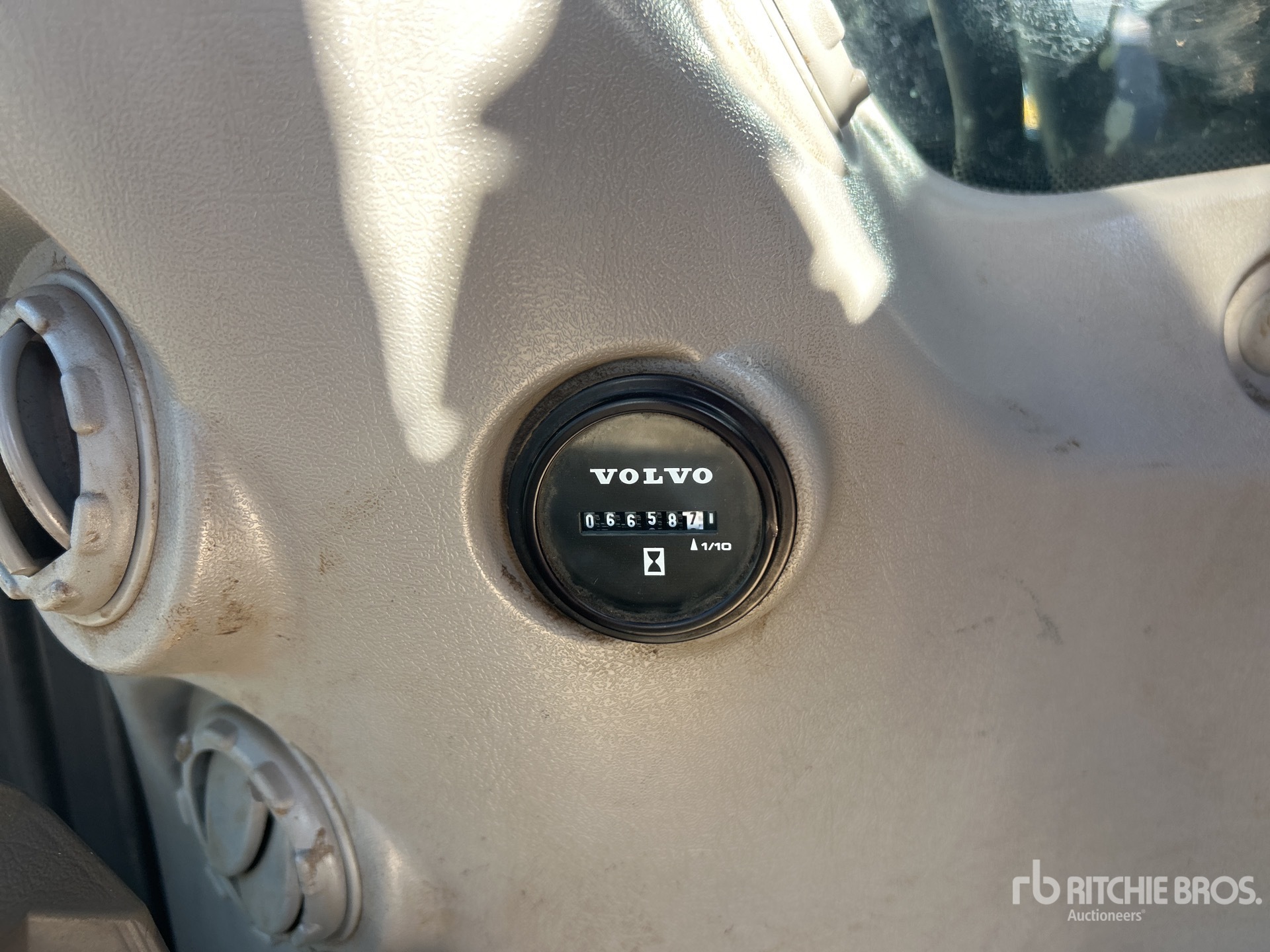 2018 Volvo EC220 DL
