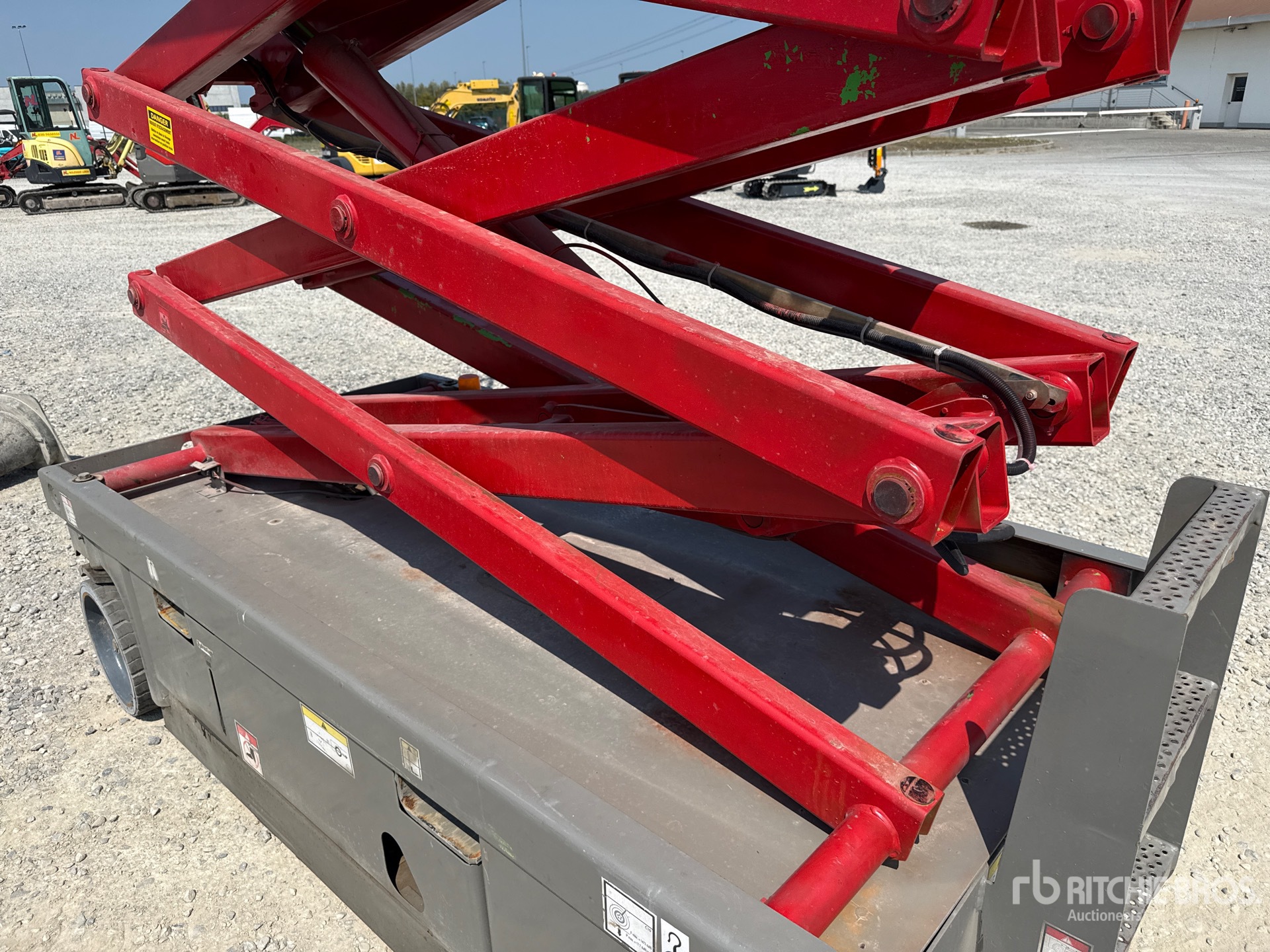 2012 Haulotte COMPACT 10