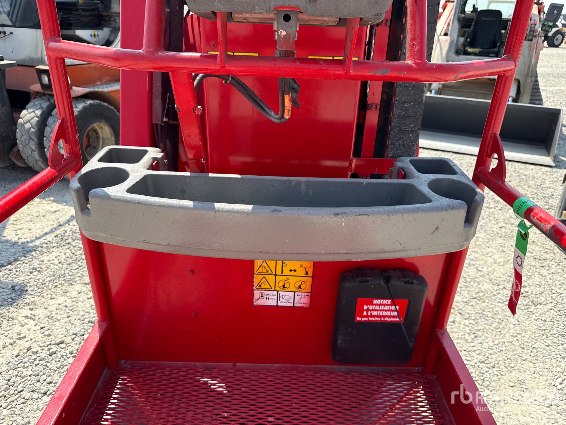 2016 JLG TOUCAN 8E