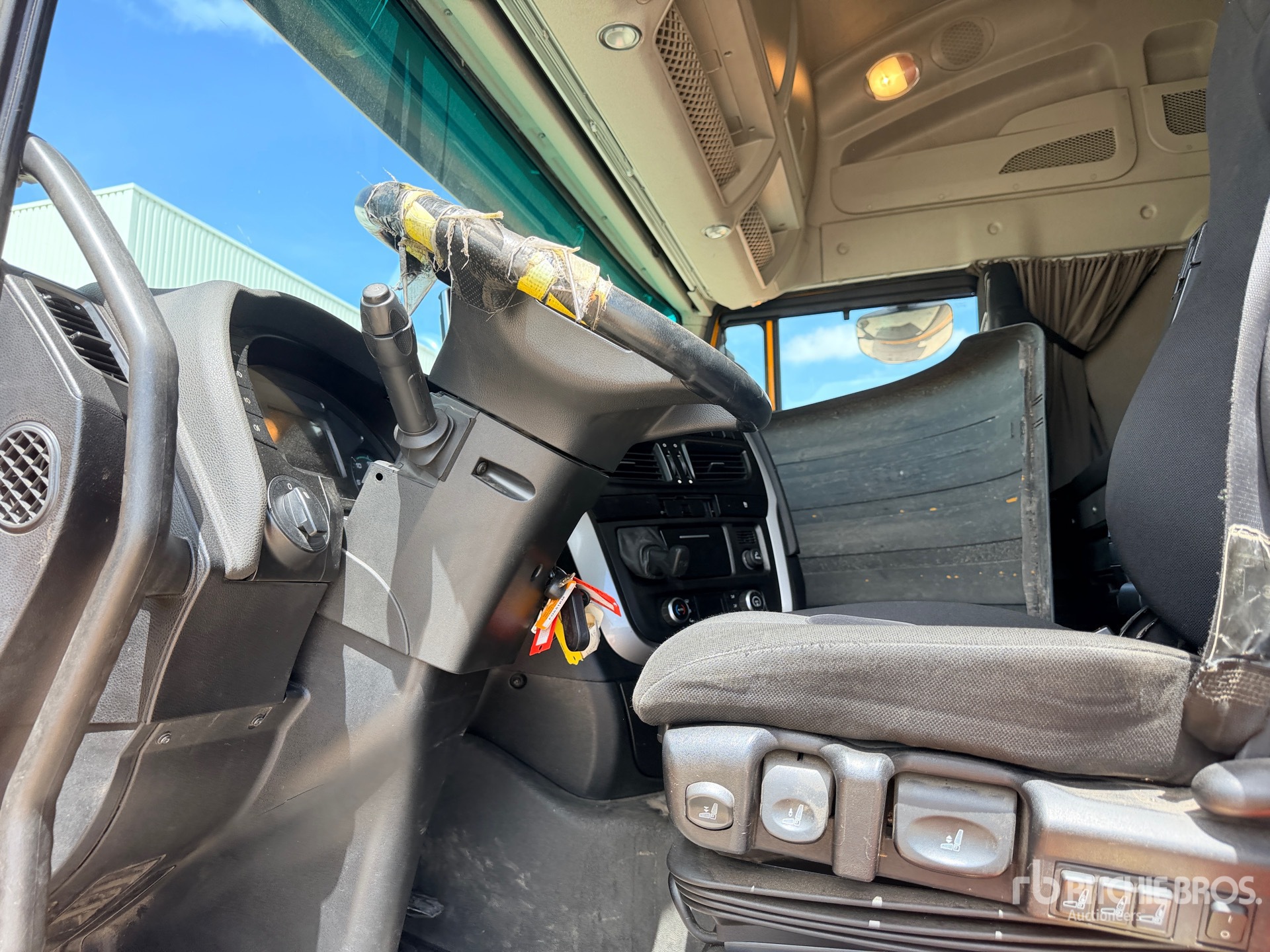 2019 Iveco STRALIS AS440S4