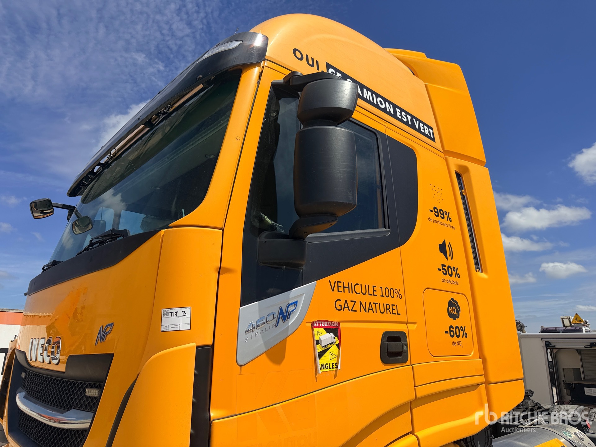 2019 Iveco STRALIS AS440S4