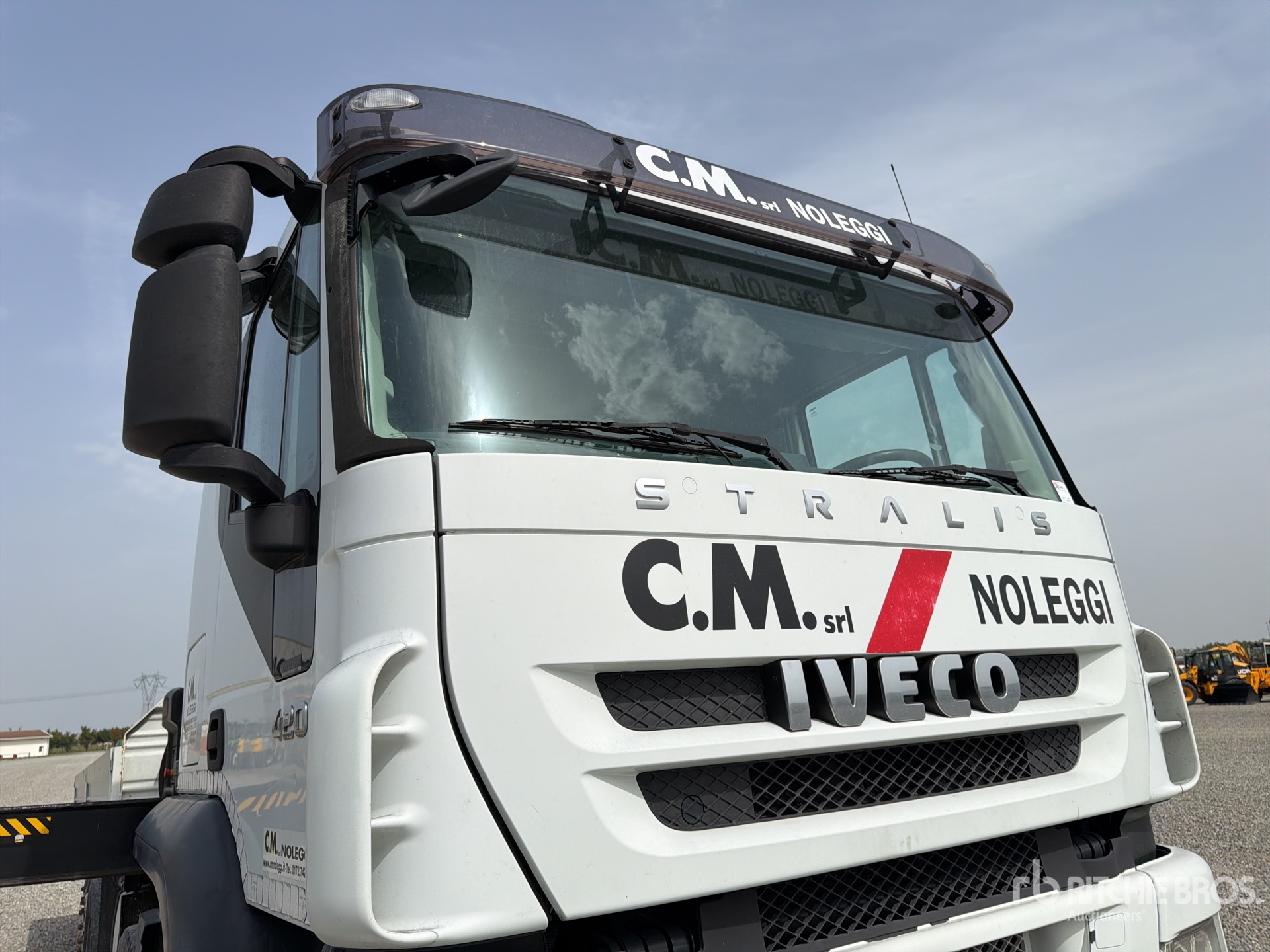 2009 Iveco STRALIS 420