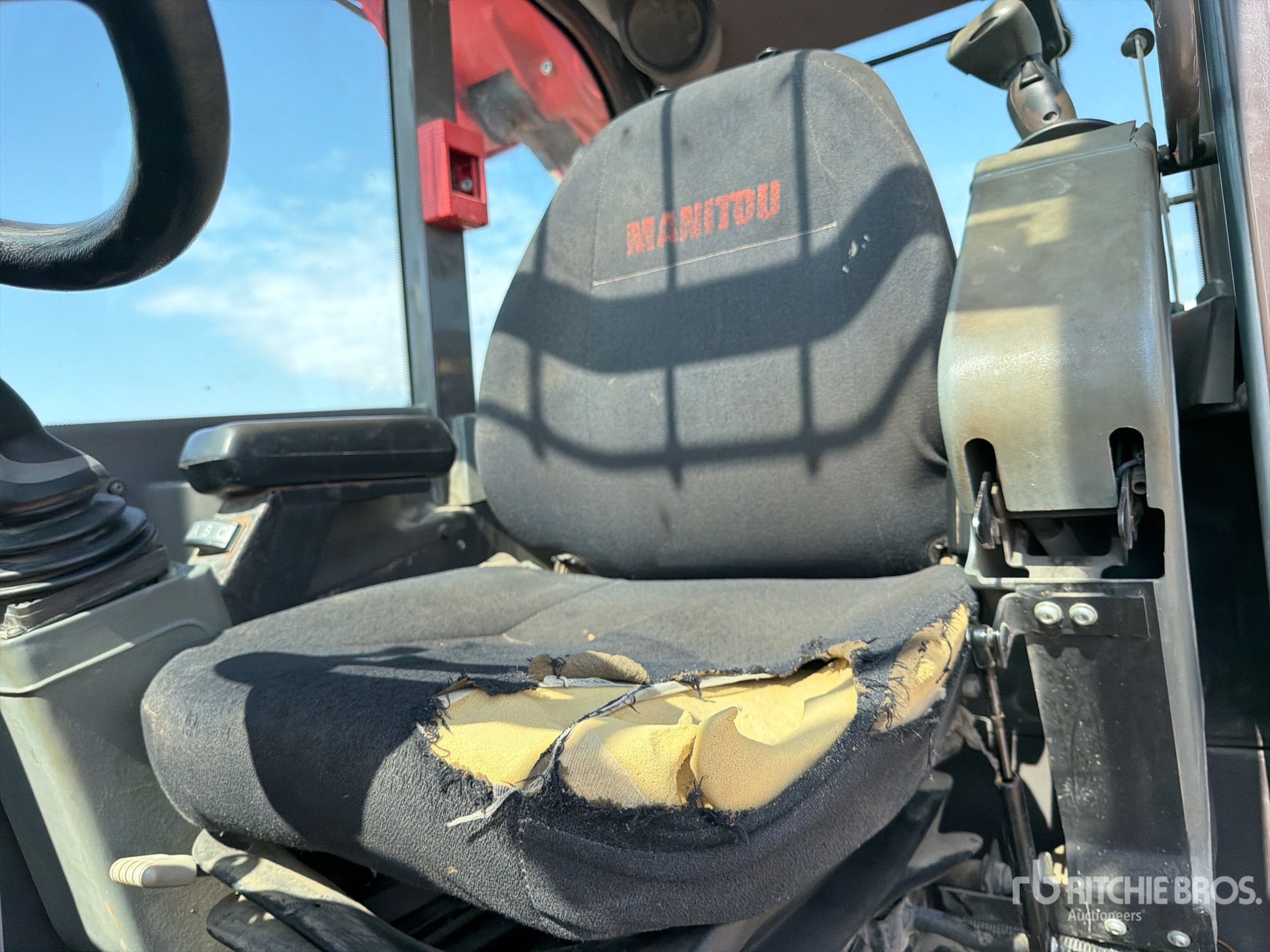 2017 Manitou MRT2550 PRIVILE