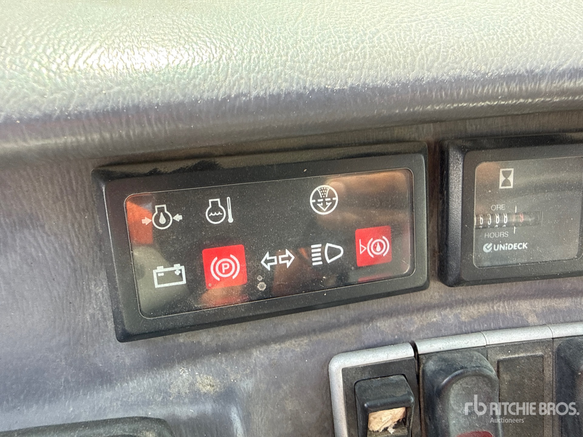 2011 Manitou MT1435H