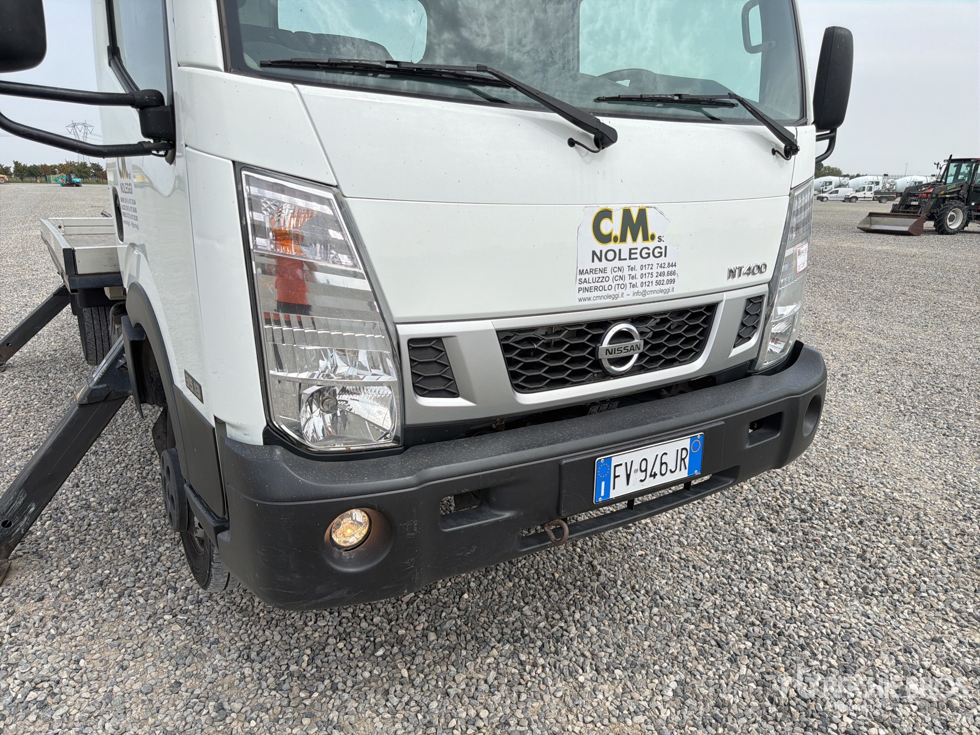 2019 Nissan NT400