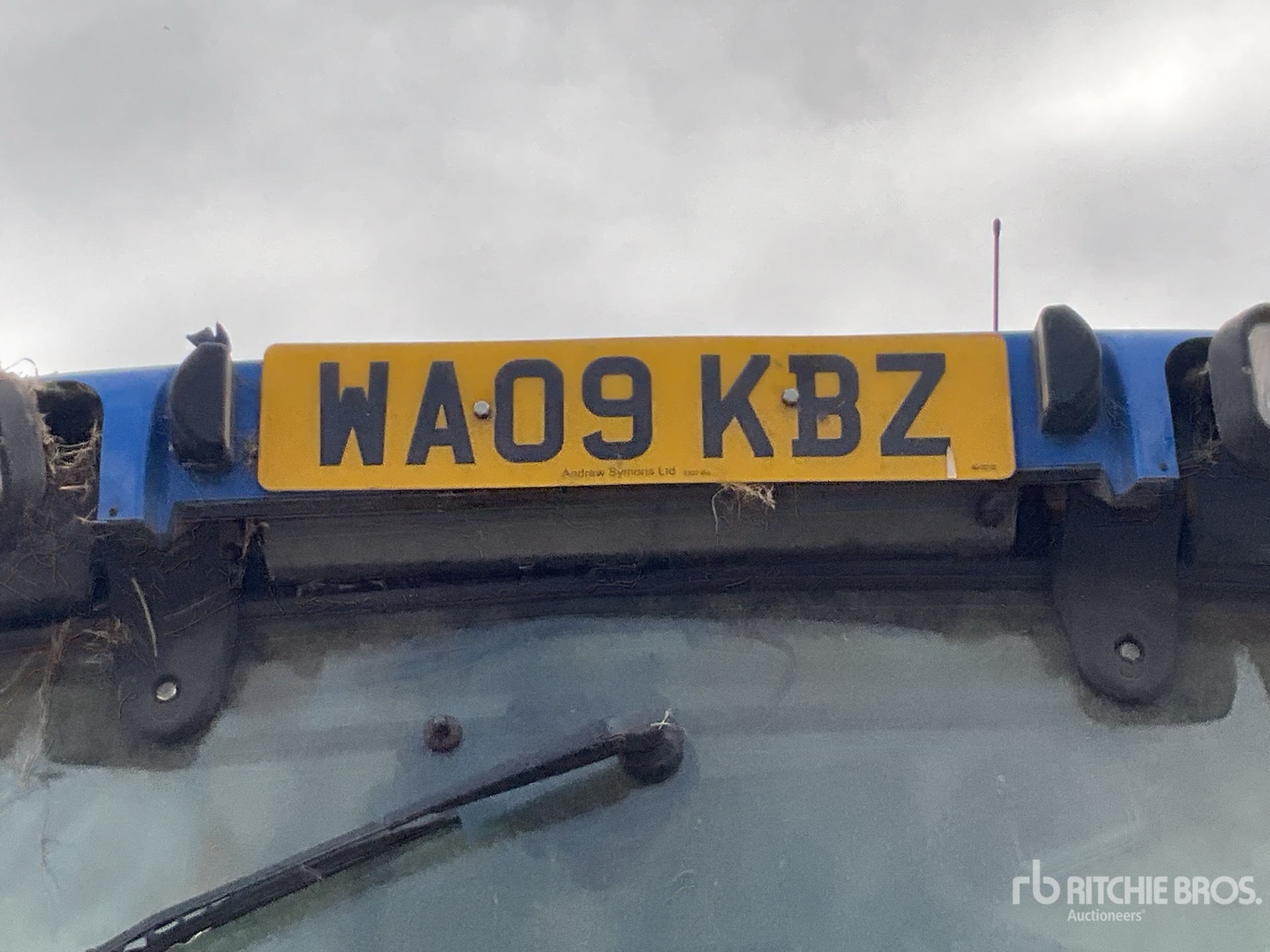 2009 New Holland T6080