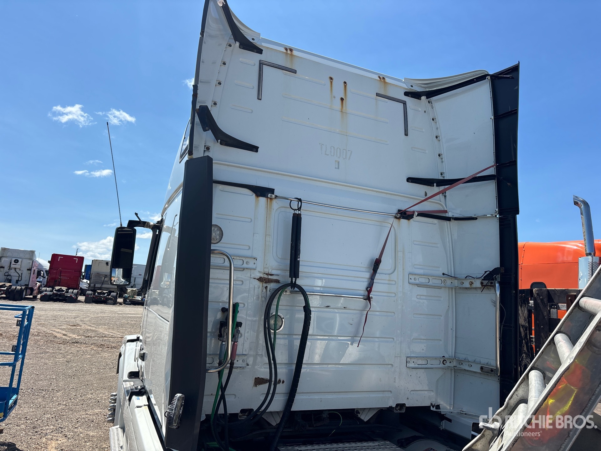 2018 Volvo VNL