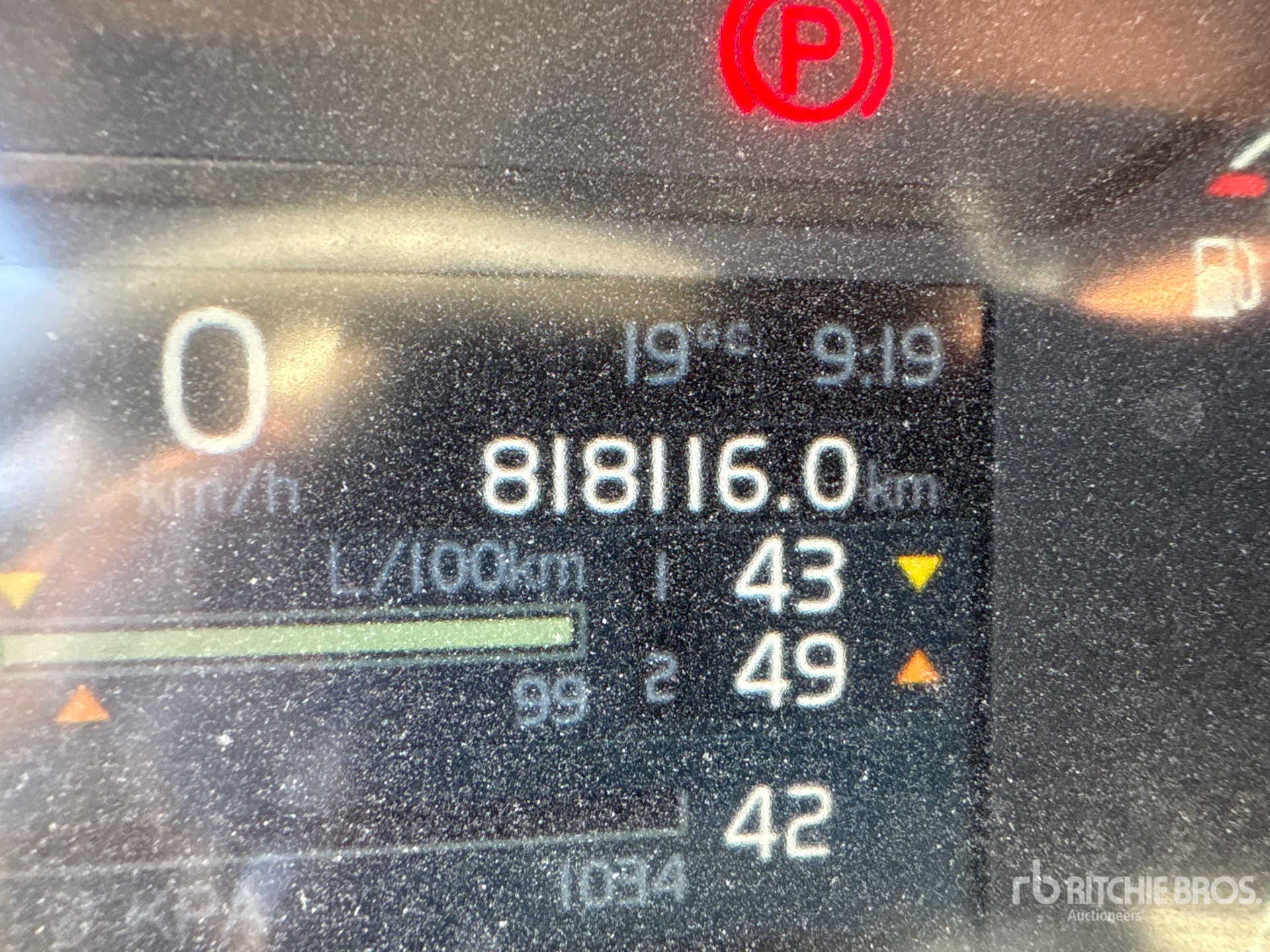 2020 Volvo VNR64T-640