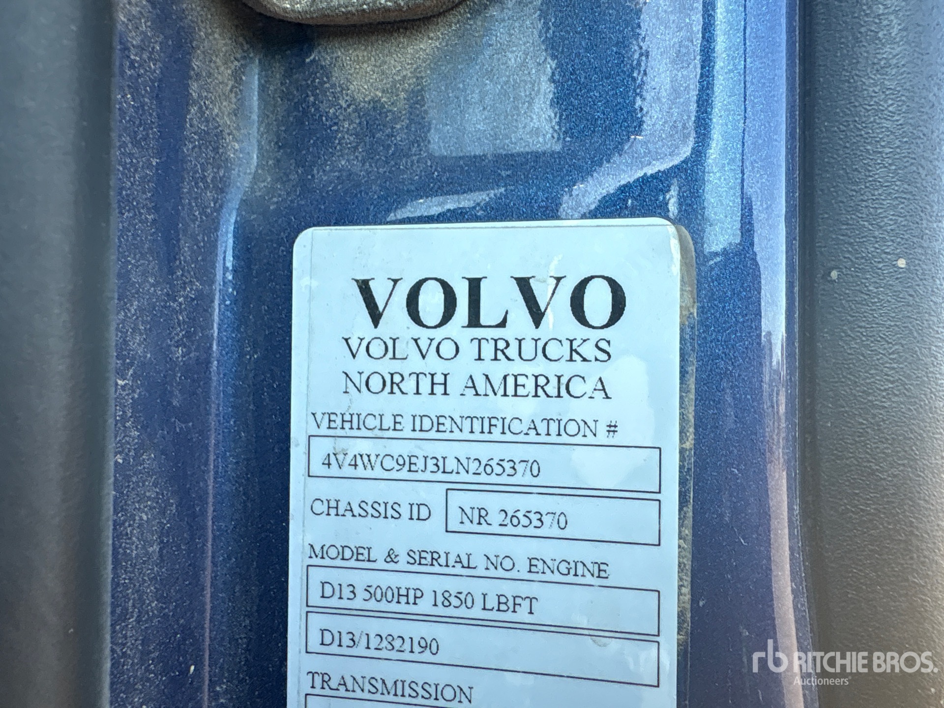 2020 Volvo VNR64T-640