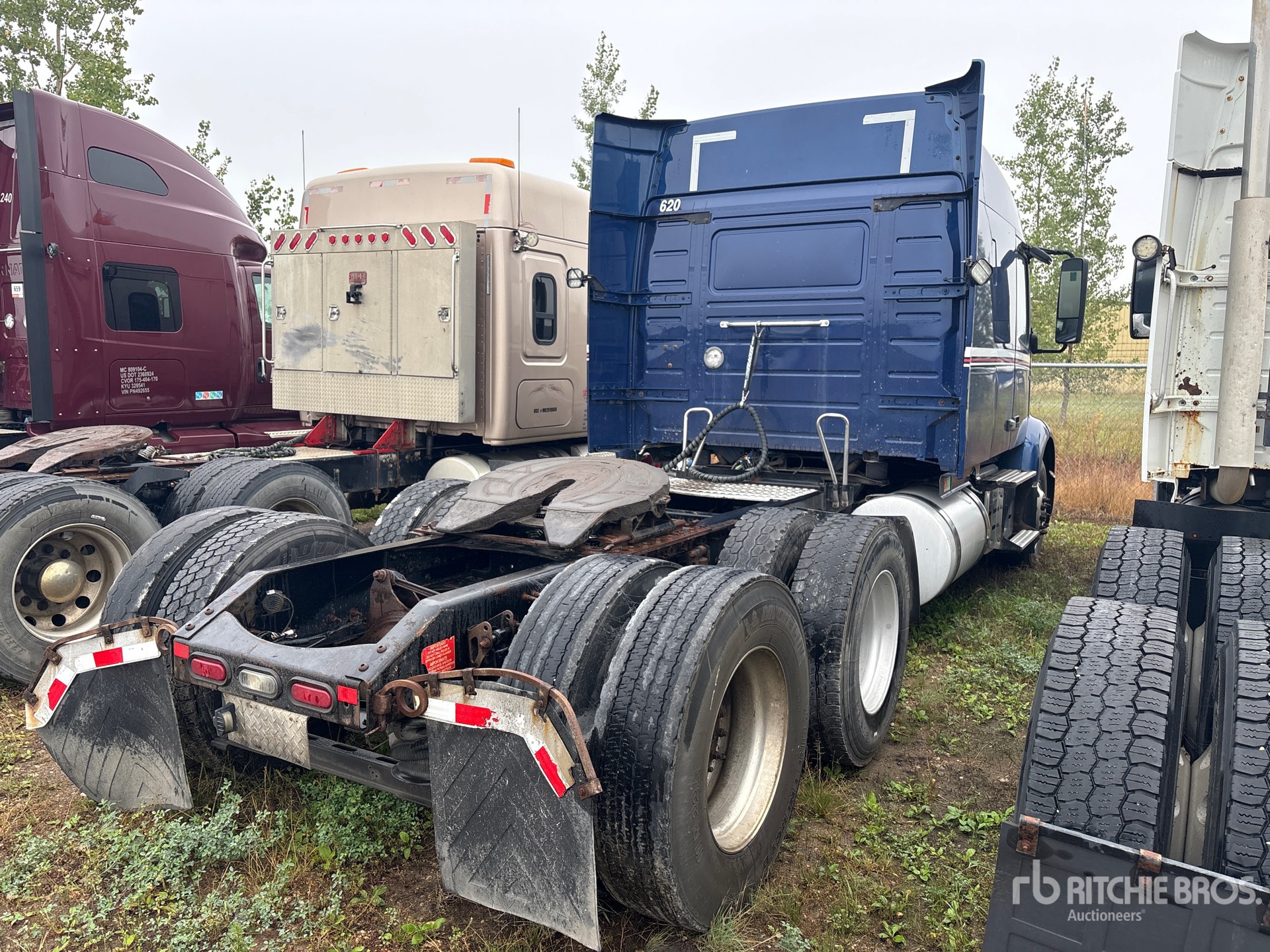 2020 Volvo VNR64T-640