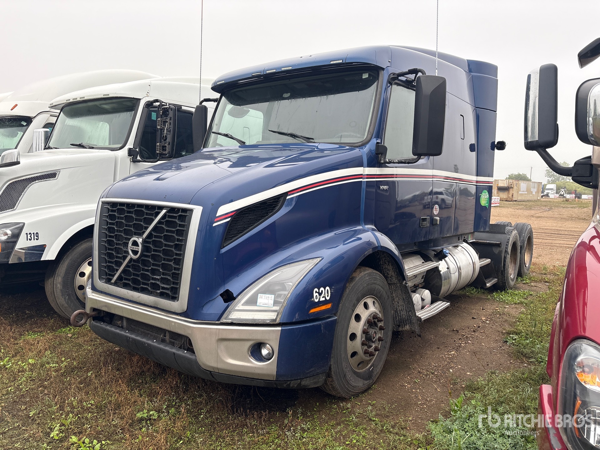 Photo of 2020 Volvo VNR64T-640