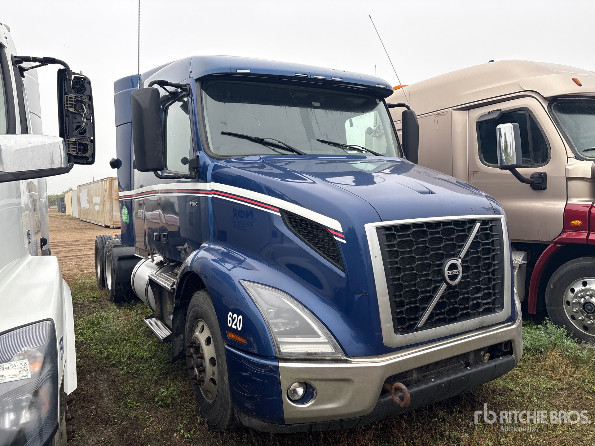 2020 Volvo VNR64T-640