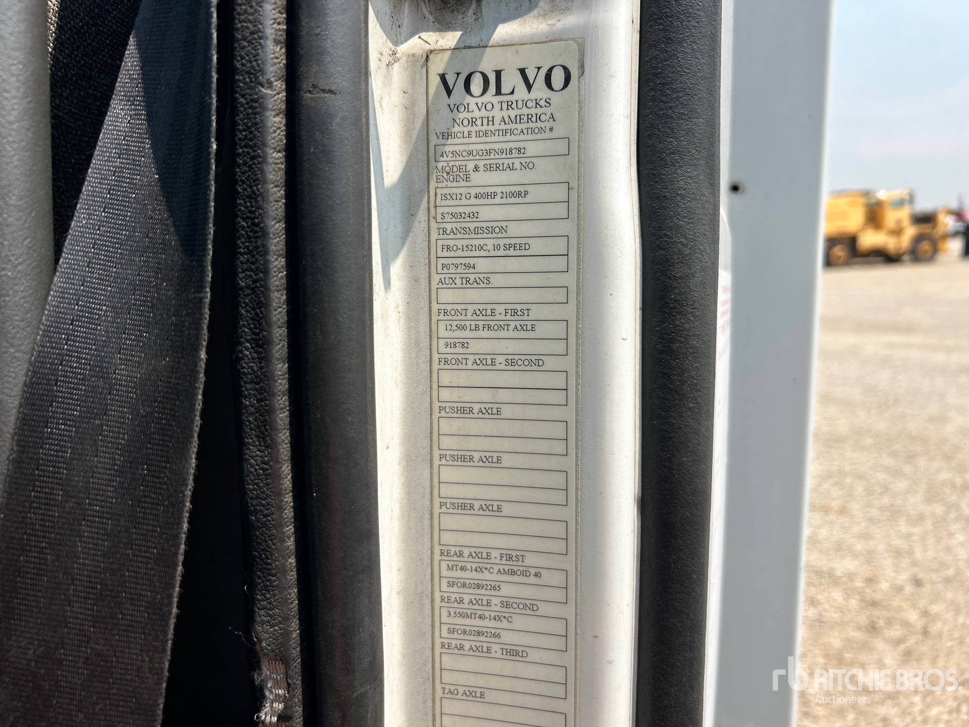 2015 Volvo VNL