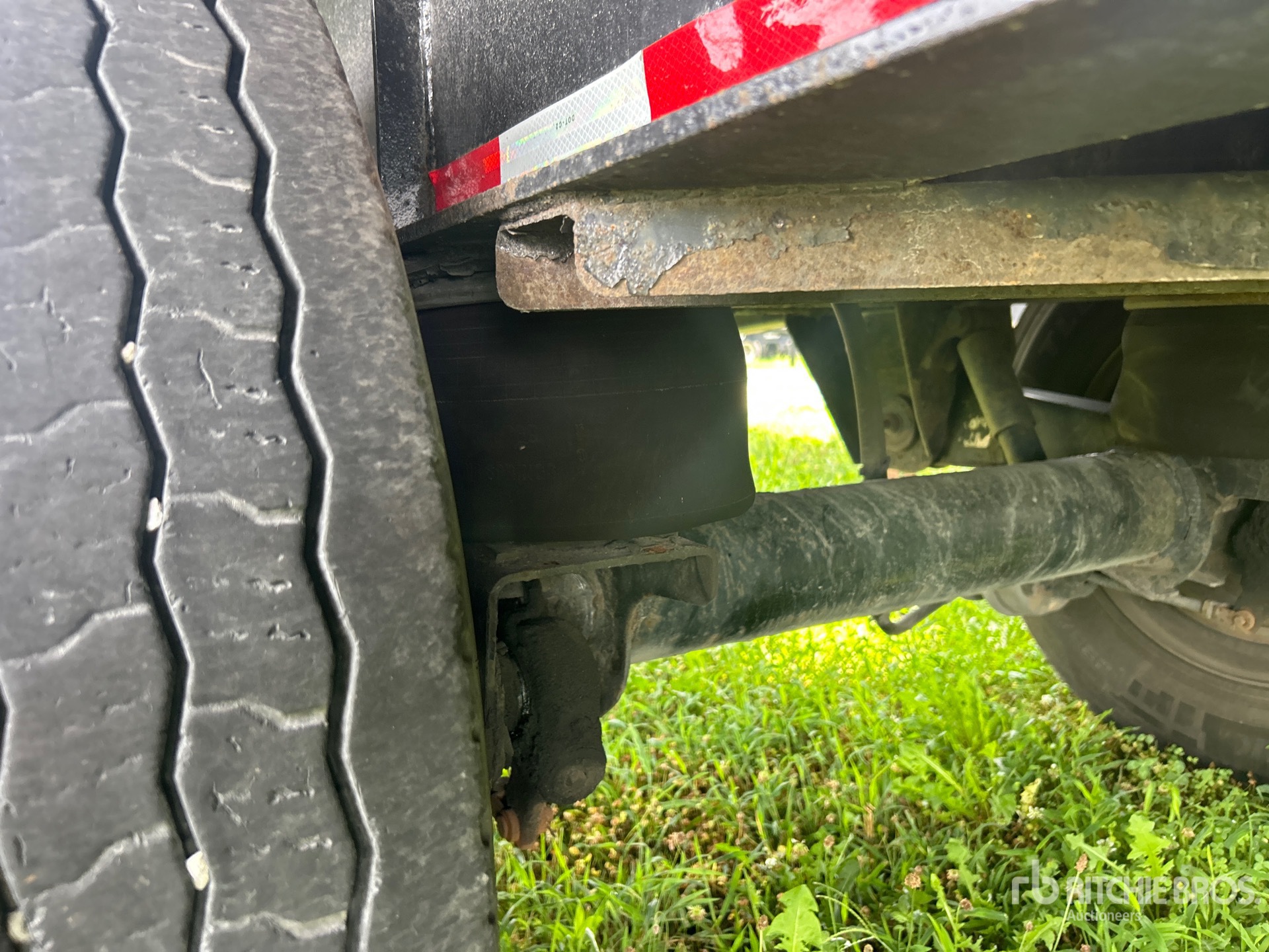 2015 Transcraft 48X102