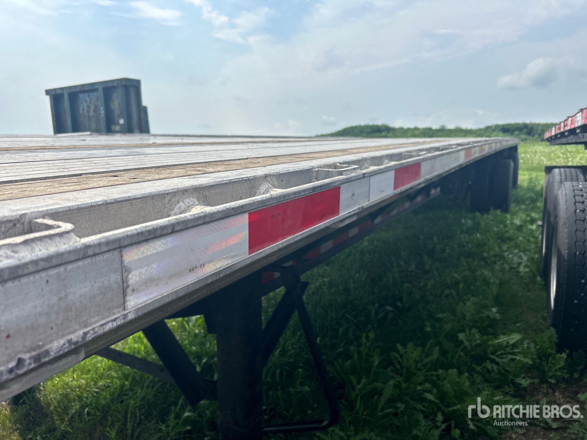 2015 Transcraft 48X102