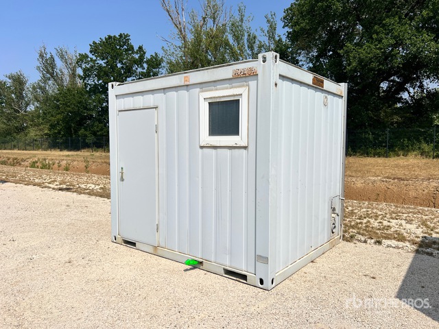 2002 Containex BM10 Portable Toilet