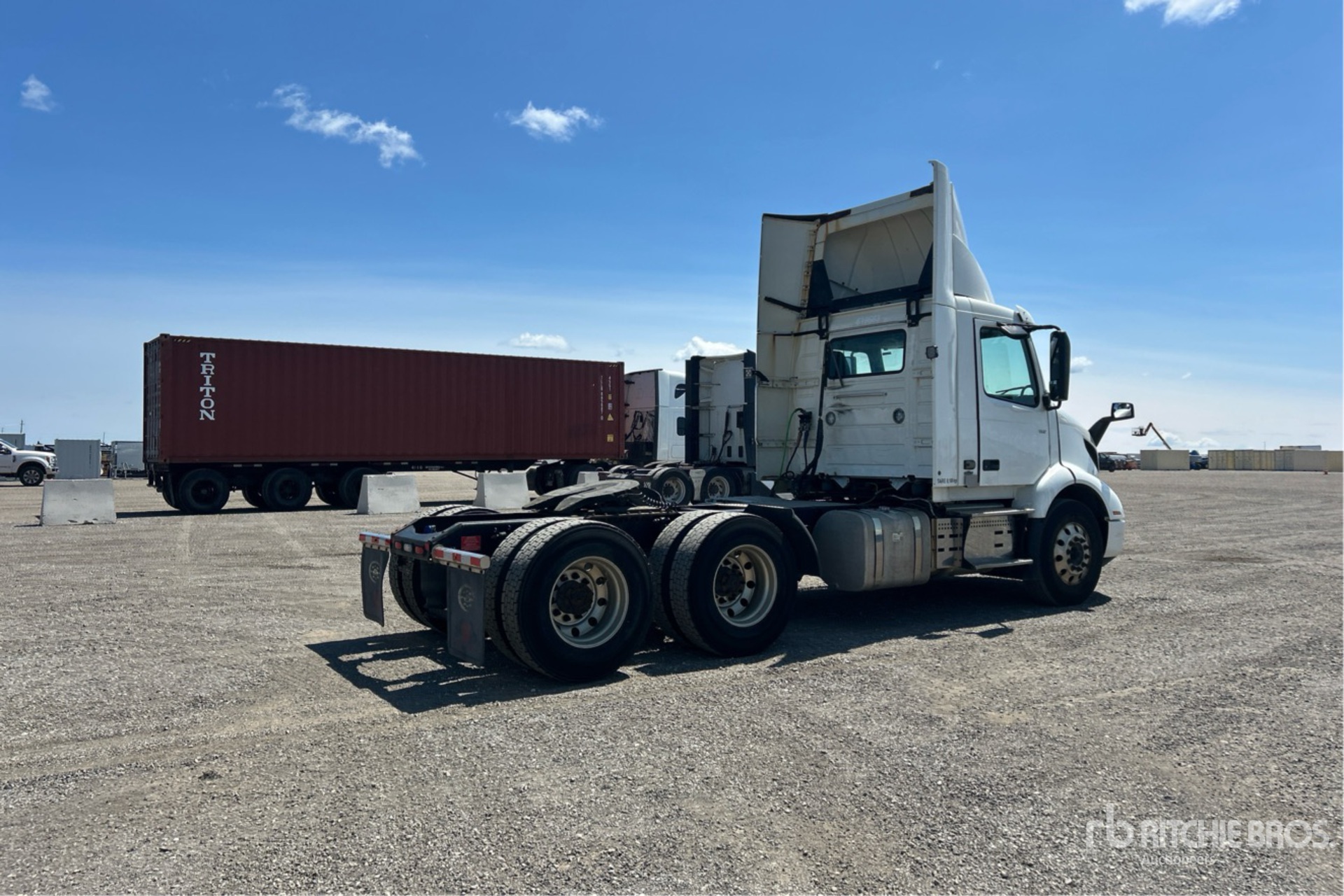 2020 Volvo VNR