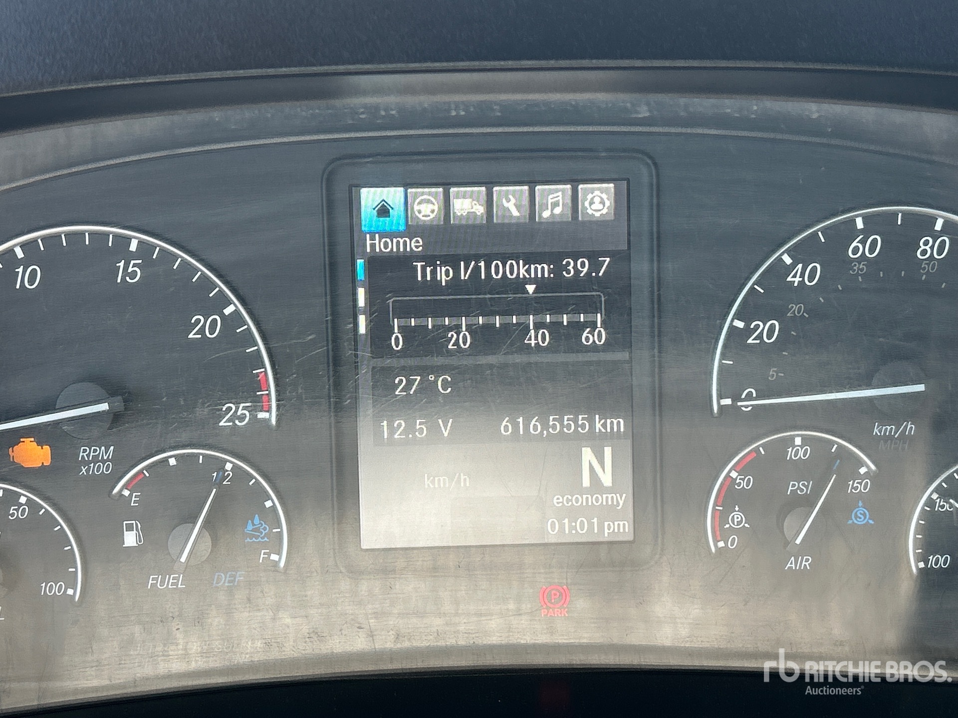 2020 Freightliner CASCADIA 126