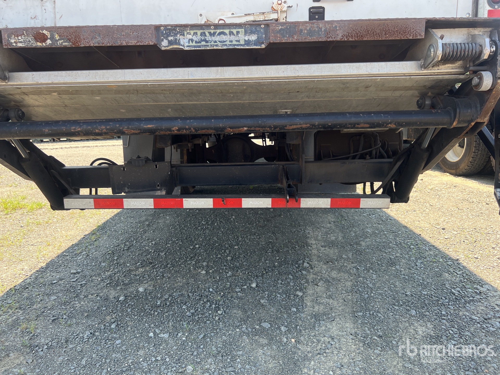 2016 Freightliner M2 106