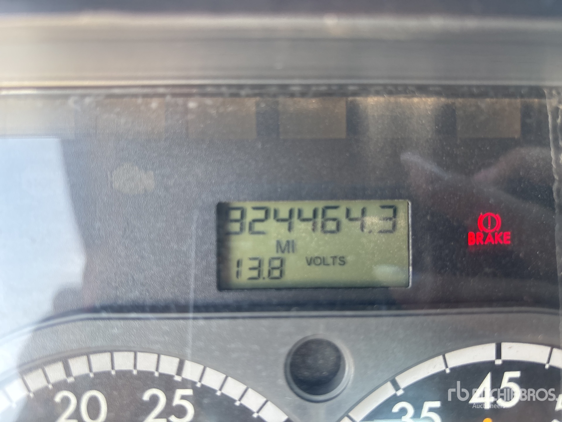 2011 Freightliner CASCADIA 113