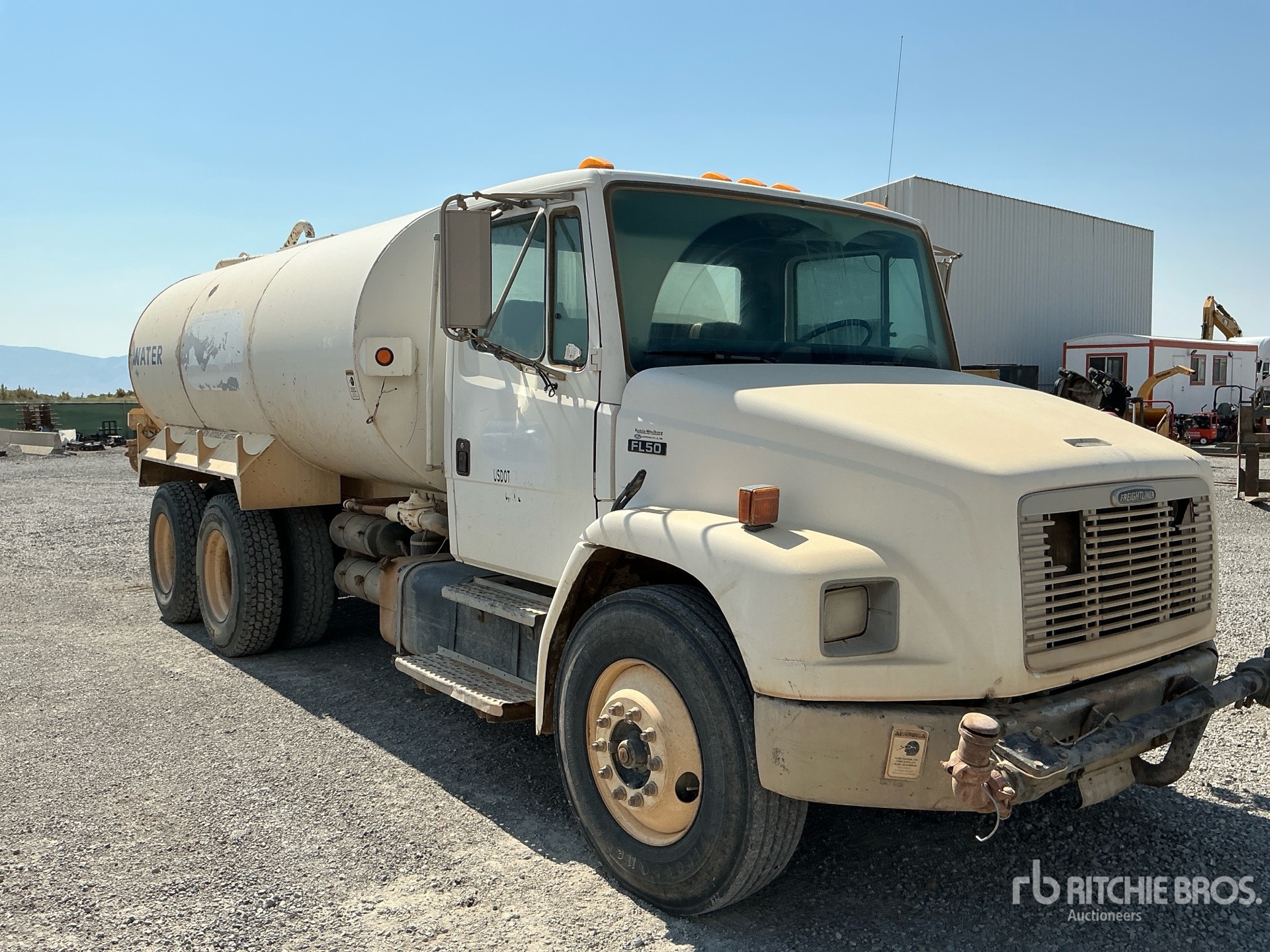 2003 Freightliner FL80