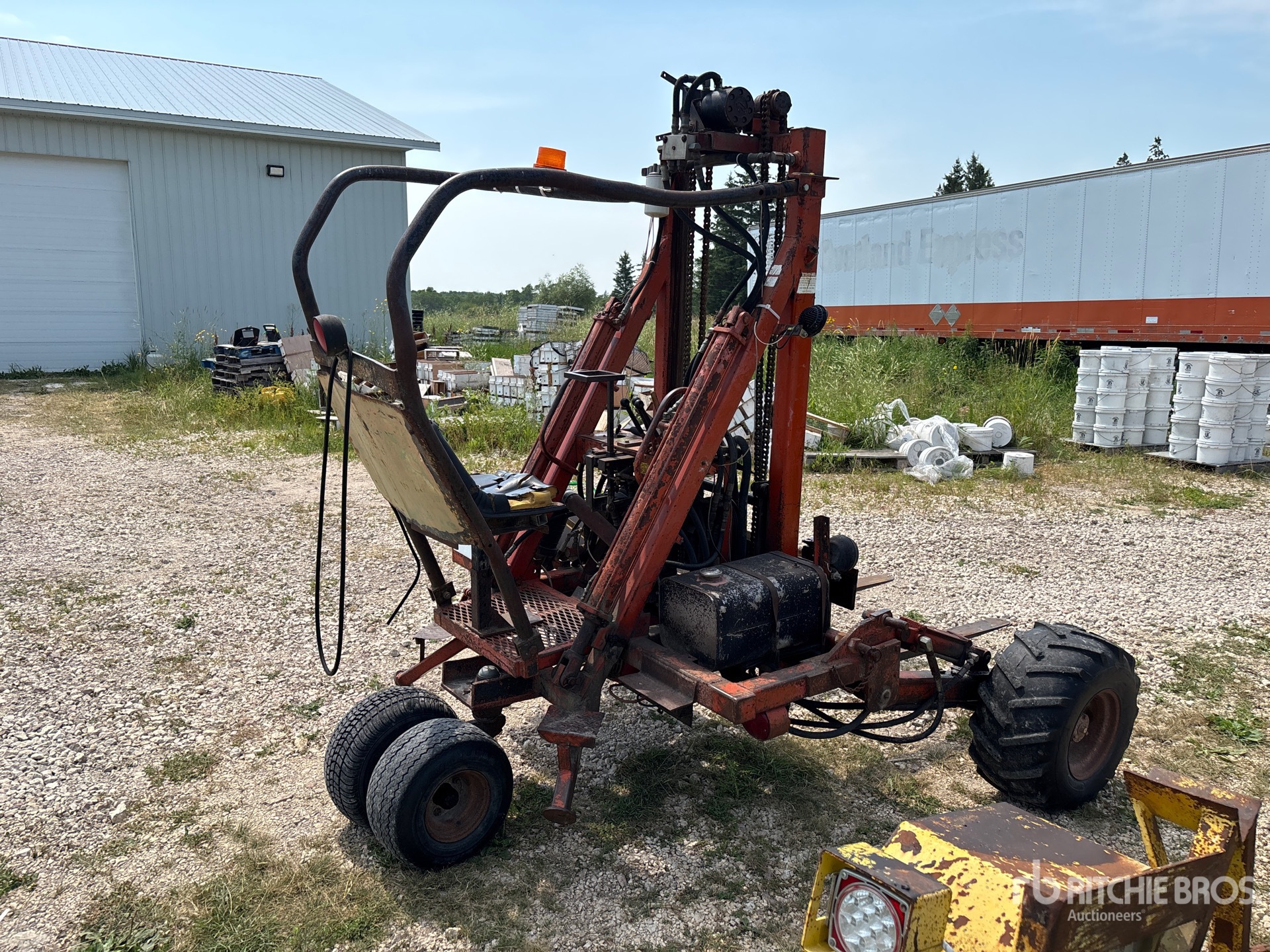 General Appearance with Picture, Right Rear Corner
