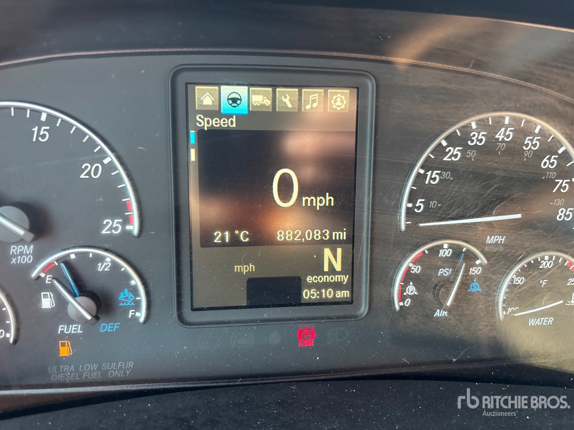 2021 Freightliner CASCADIA 126