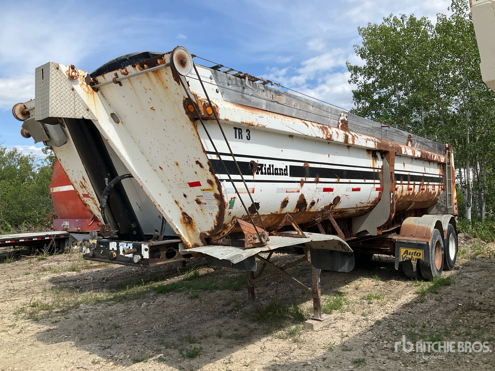 Photo of a  Midland 25 ft T/A